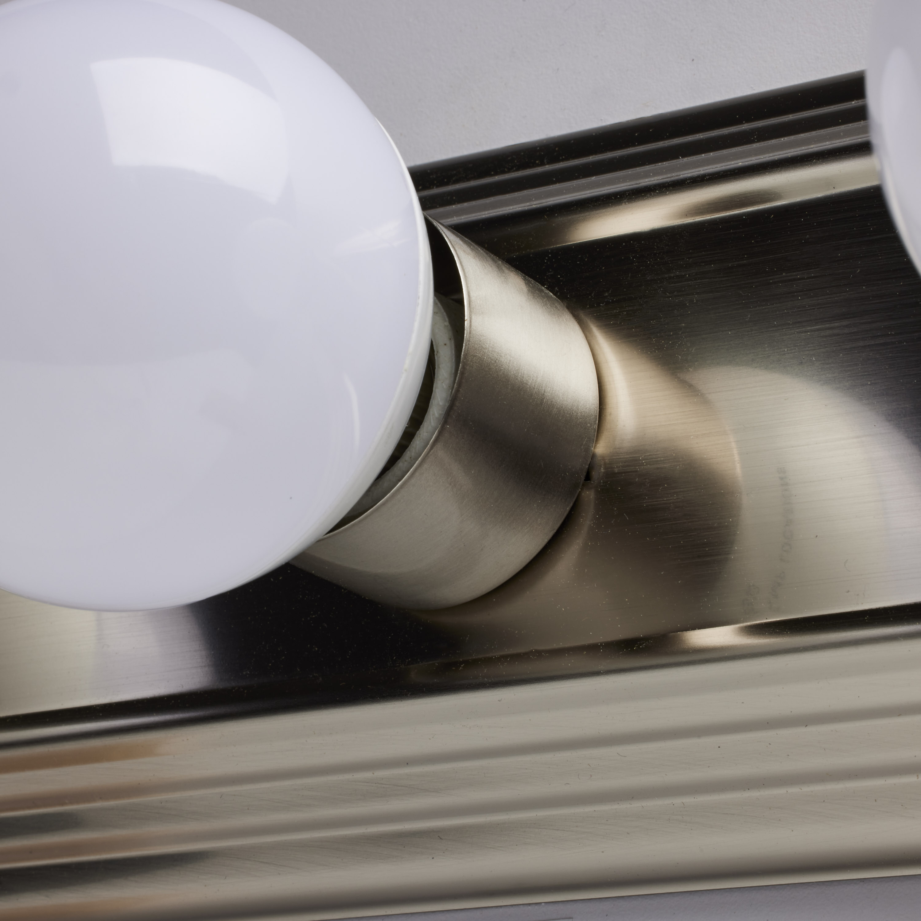 3 LT 18" RACETRACK VANITY - 60-300