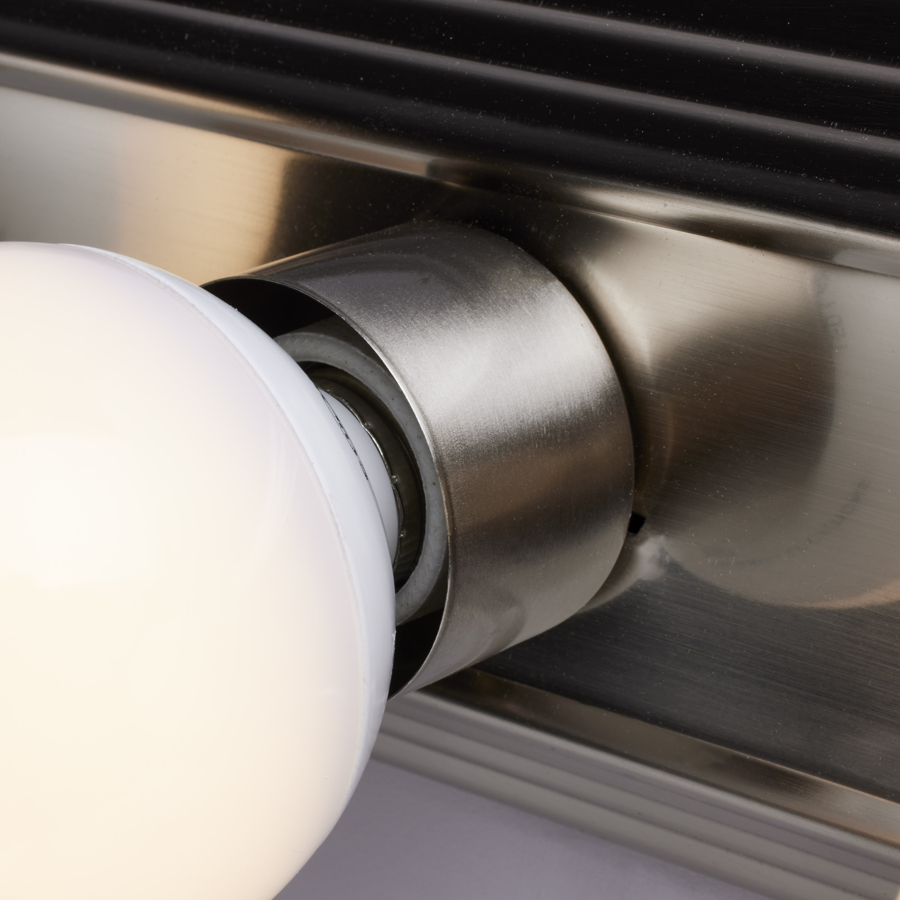 3 LT 18" RACETRACK VANITY - 60-300