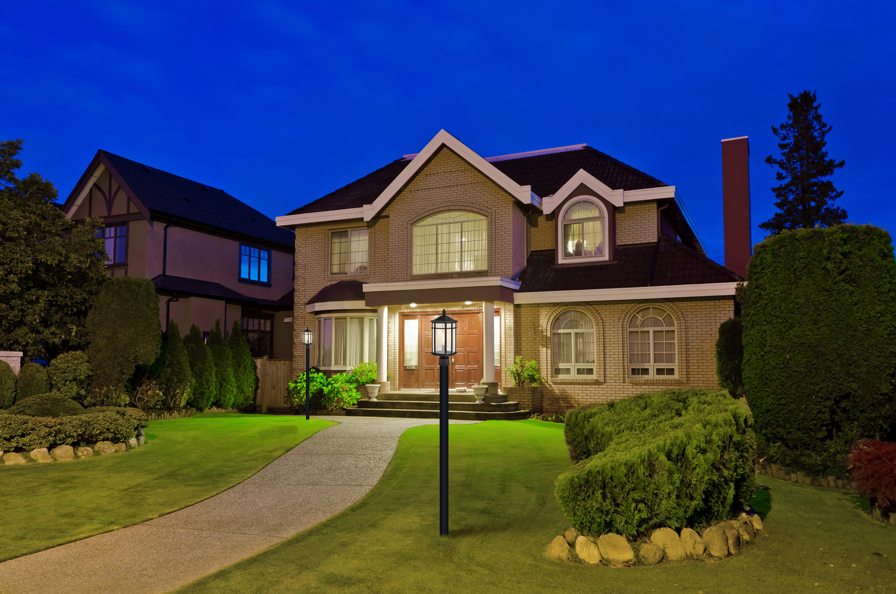 RAIDEN 1LT OUTDOOR POST - 60-5758