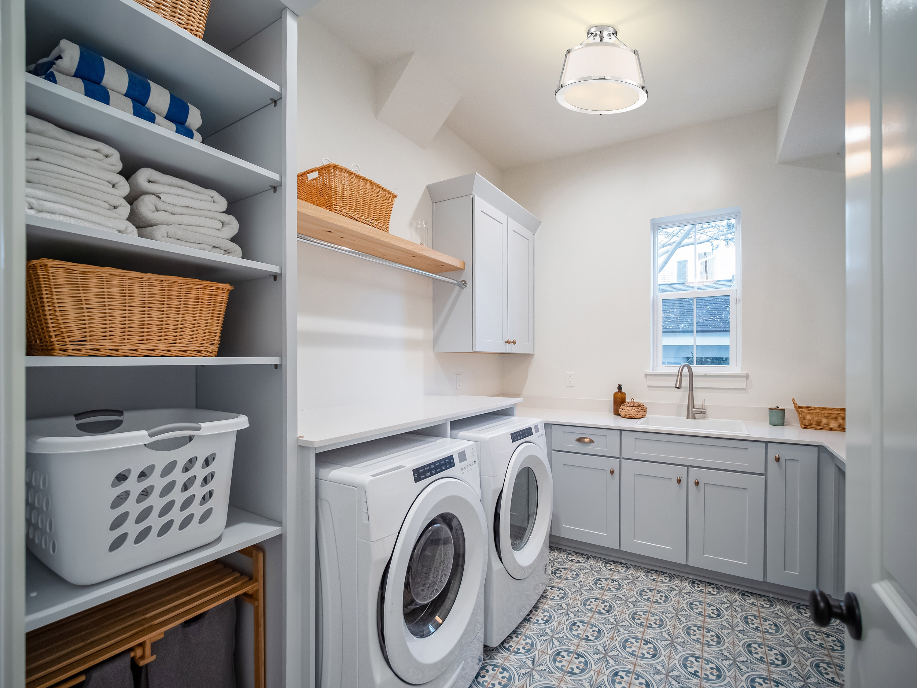 CUTTY 3LT SEMI FLUSH - 60-6996