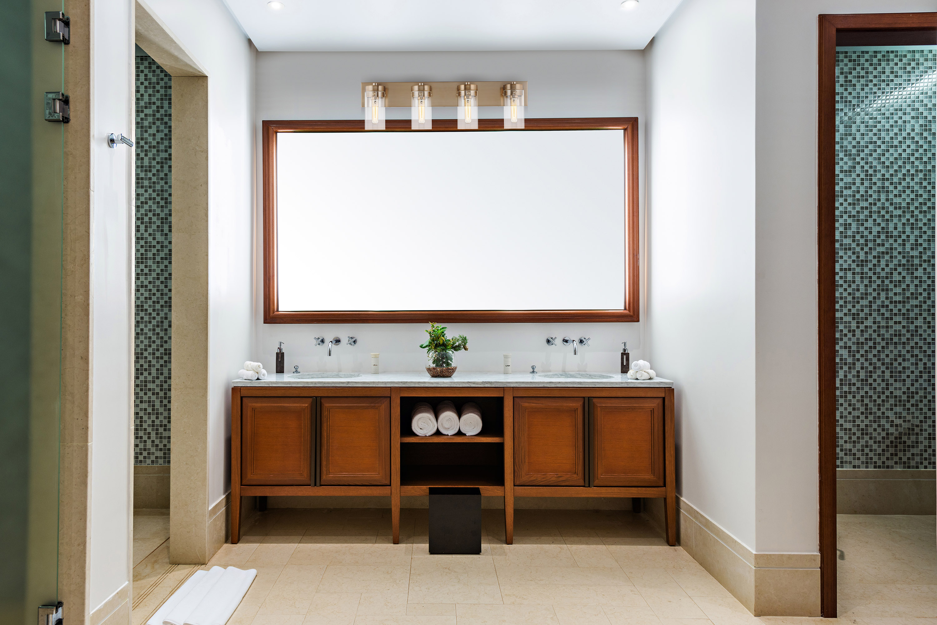 INTERSECTION 4LT VANITY - 60-7534