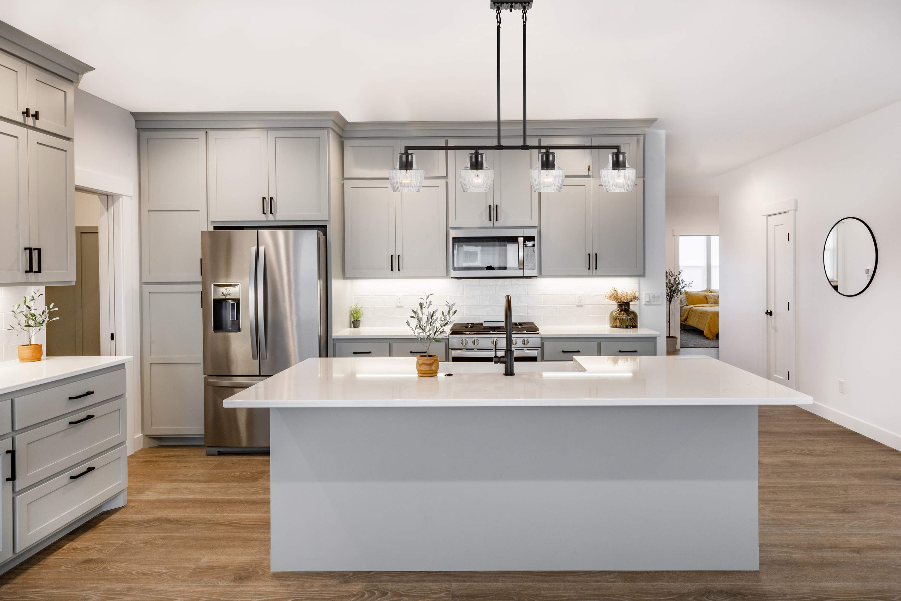 DESTIN 4LT ISLAND PENDANT - 60-7704