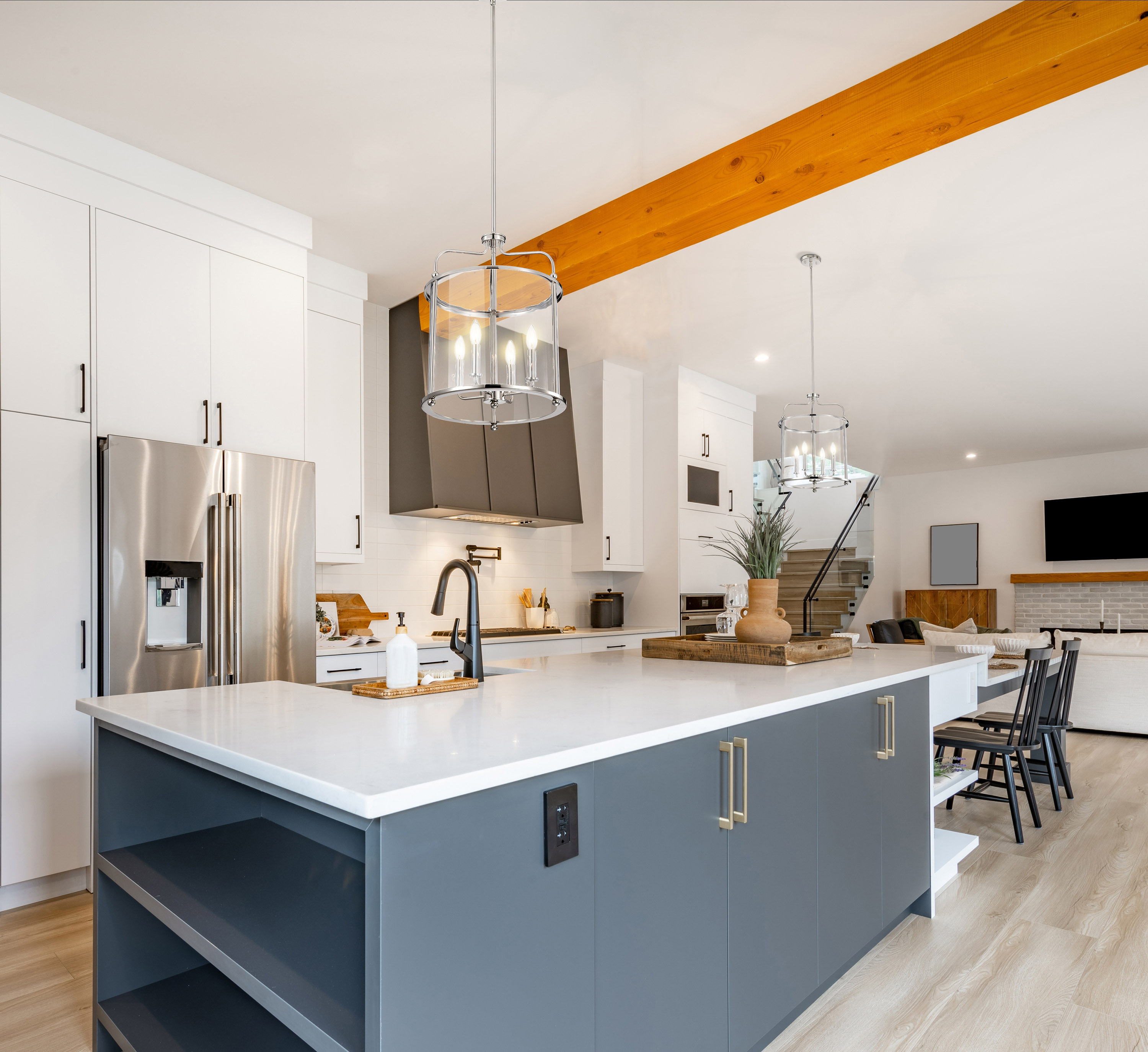 YORKTOWN 4LT PENDANT - 60-7956