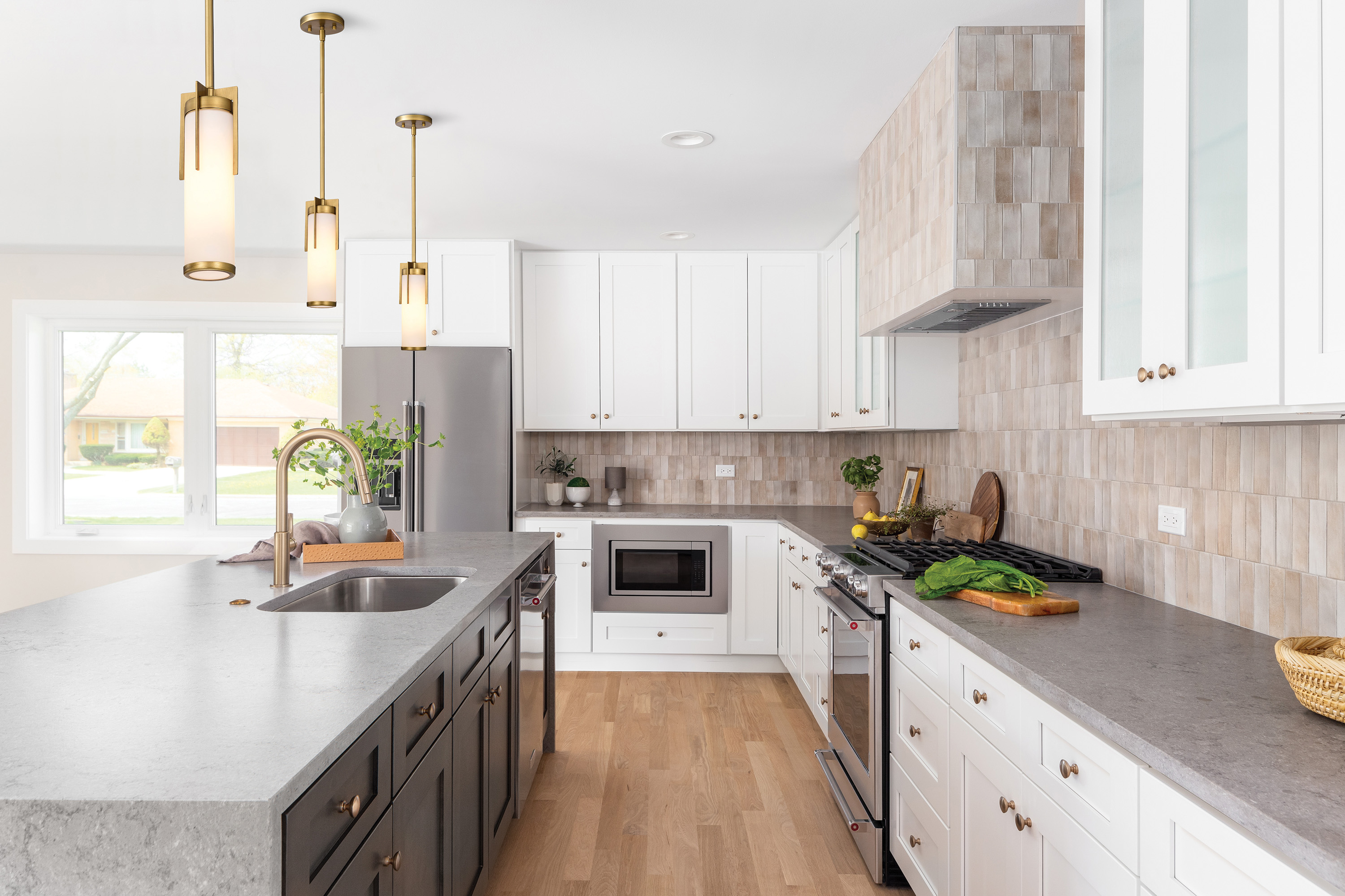 ROSELLE MINI PENDANT - 60-8053