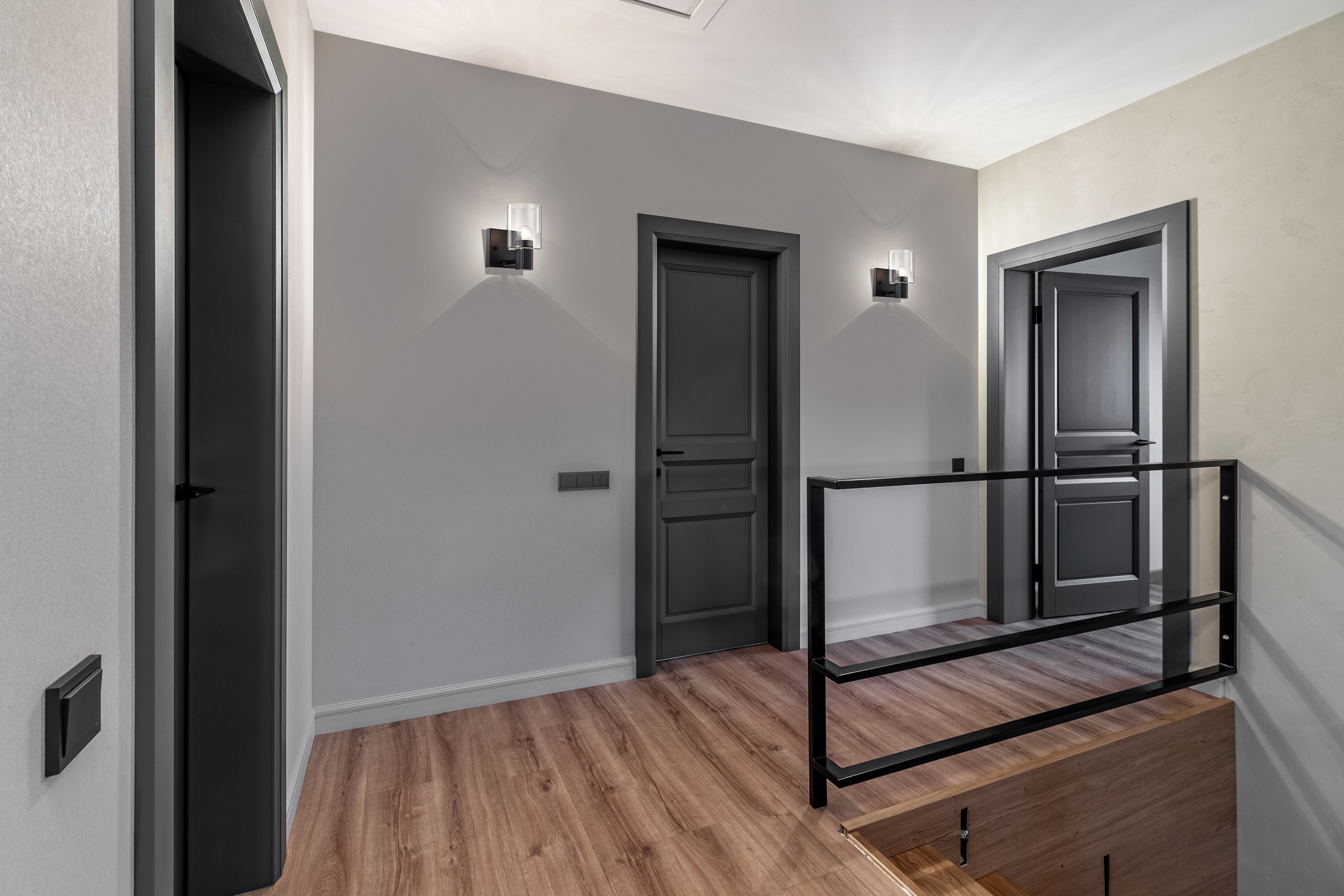 CLARKSVILLE 1 LIGHT VANITY - 60-8061