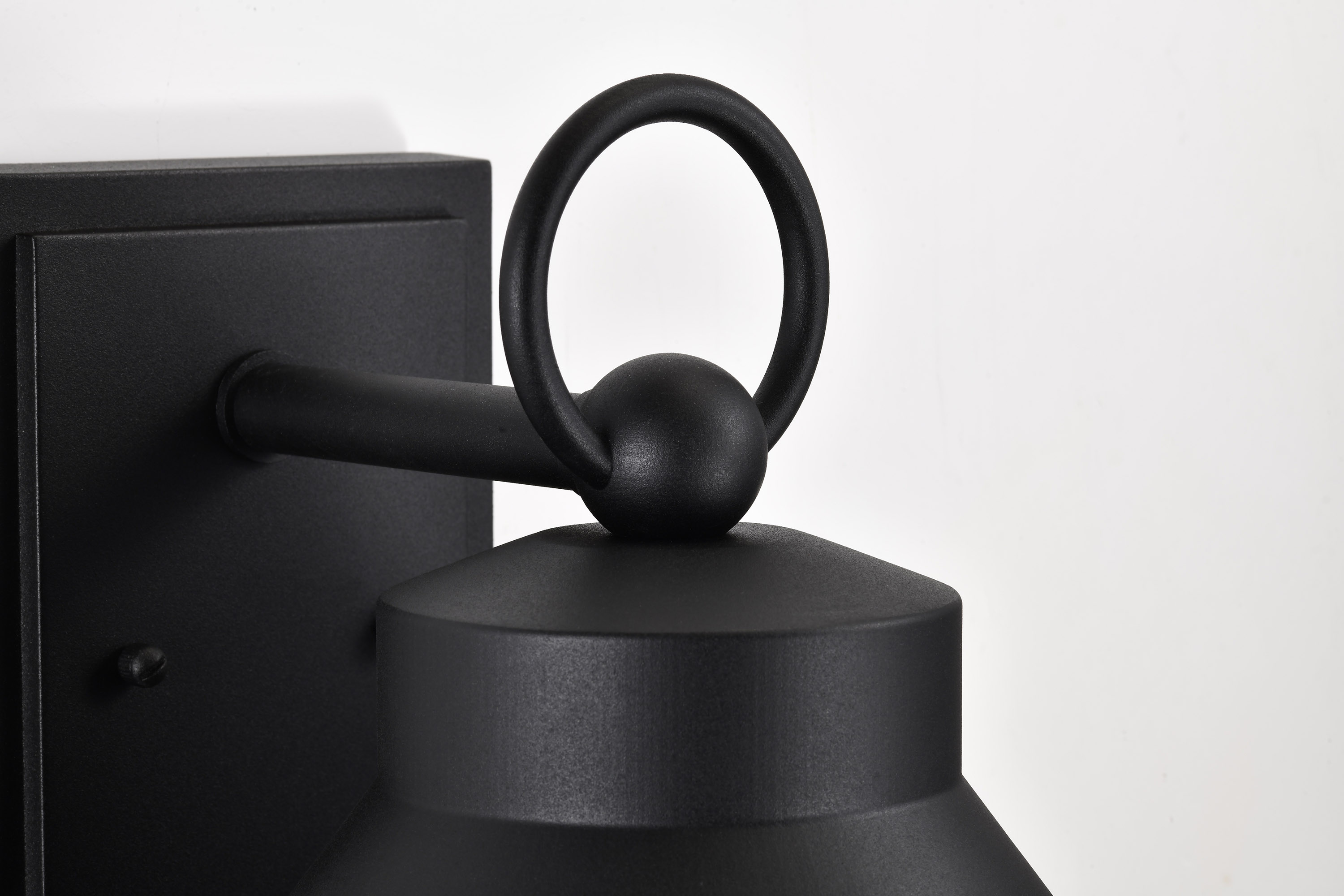 WILTON 1 LIGHT LG WALL LANTERN - 60-8103