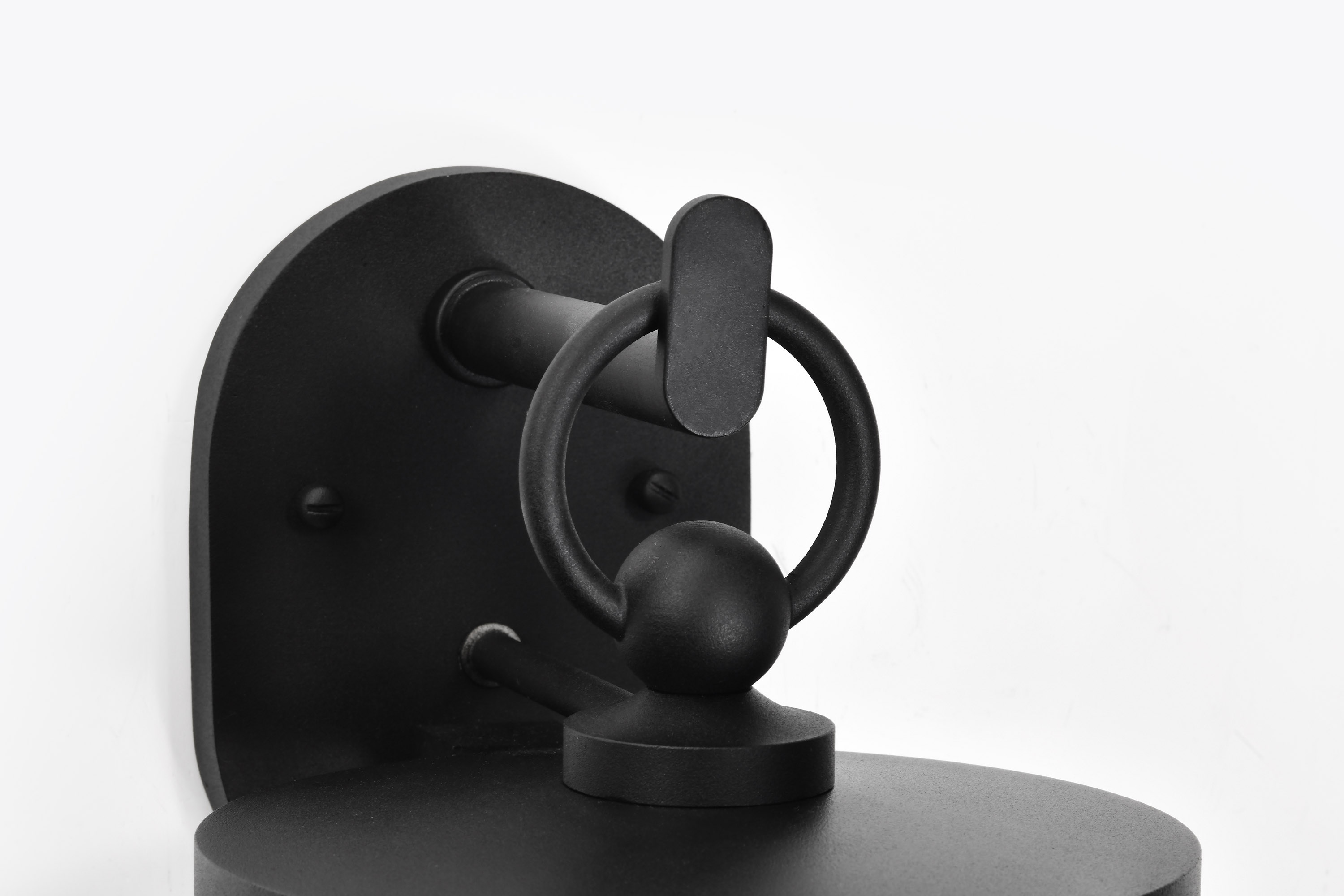 BROADSTONE 2 LT LG WALL LANT - 60-8113