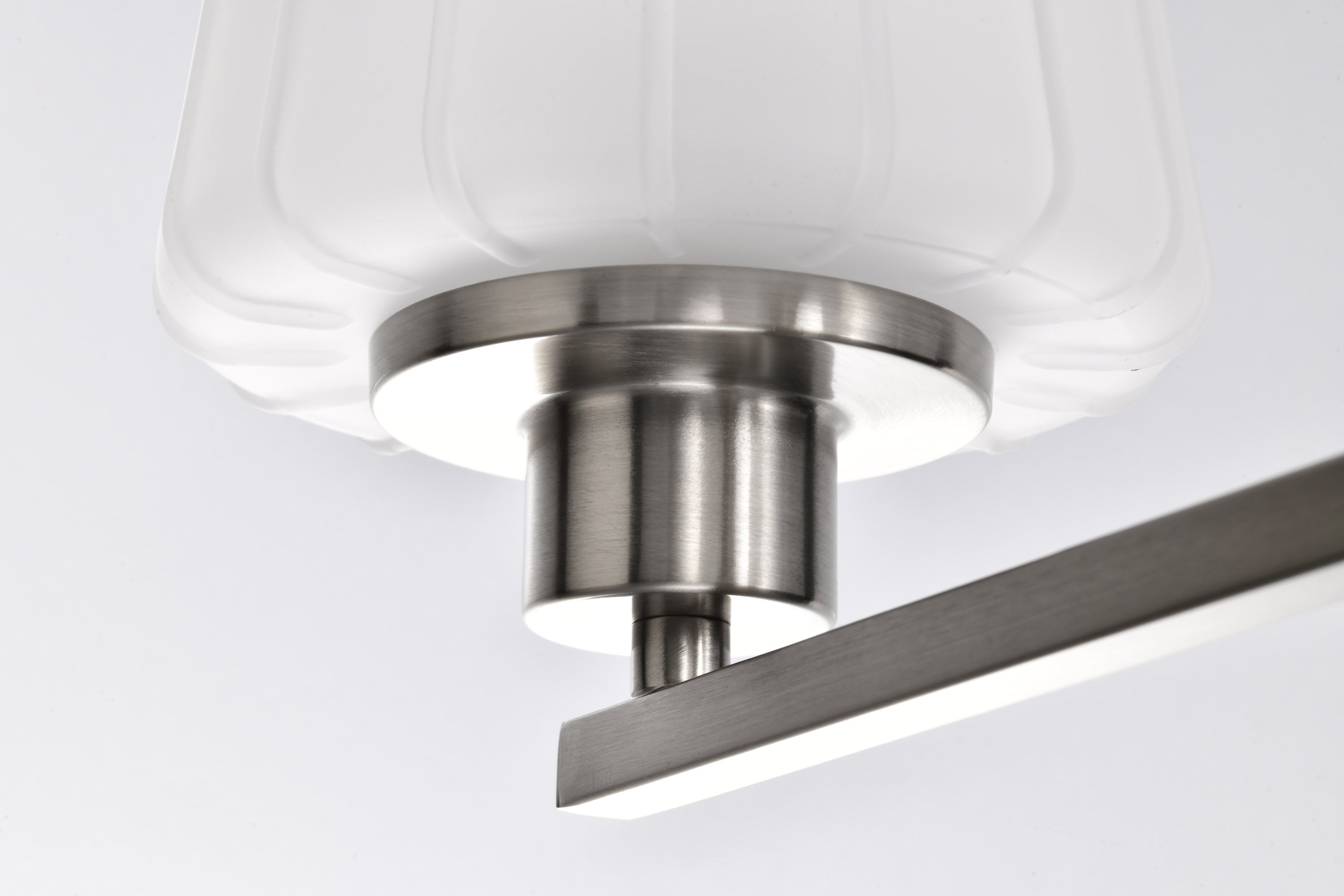 LUNE 5 LIGHT CHANDELIER - 60-8225