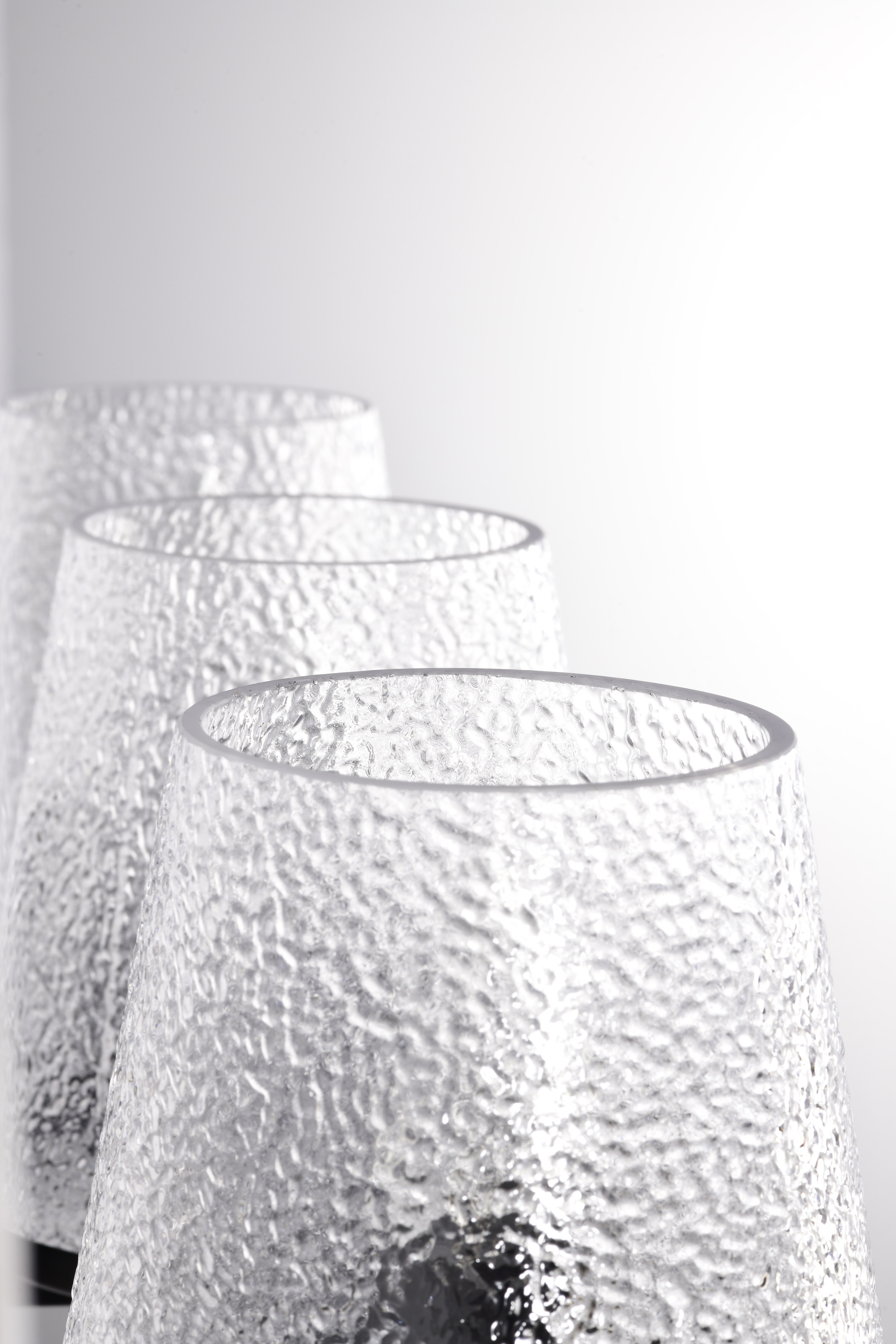 VALENTINE 3 LIGHT VANTIY - 60-8253