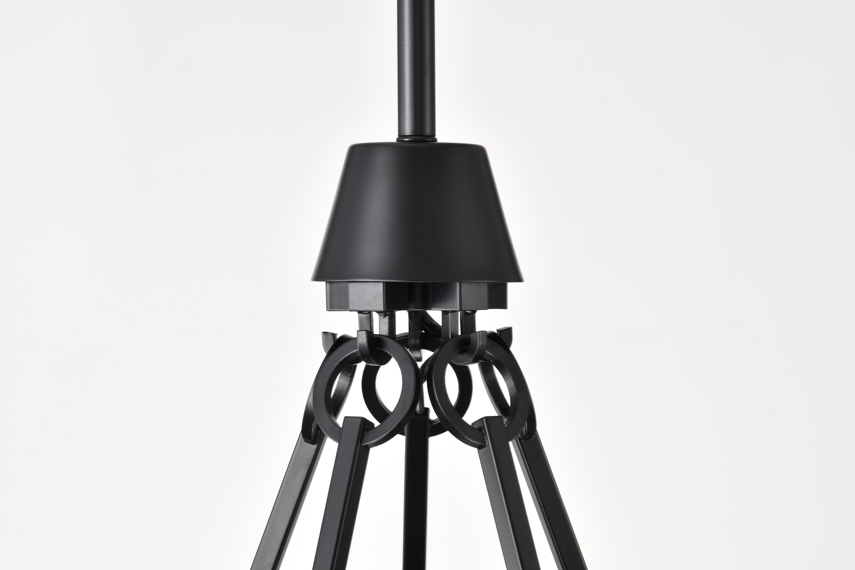 VALENTINE 5 LIGHT CHANDELIER - 60-8258