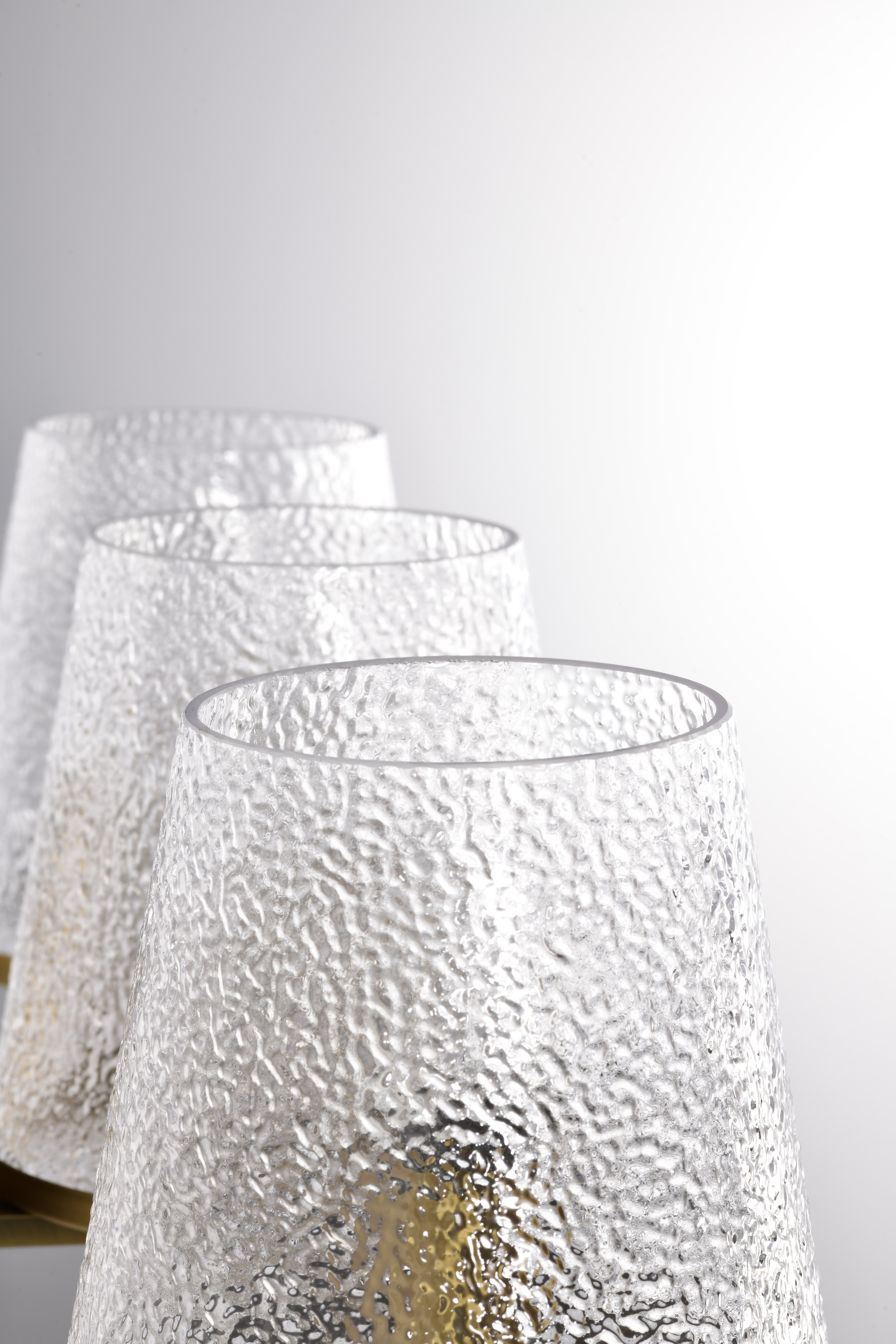 VALENTINE 3 LIGHT VANTIY - 60-8263