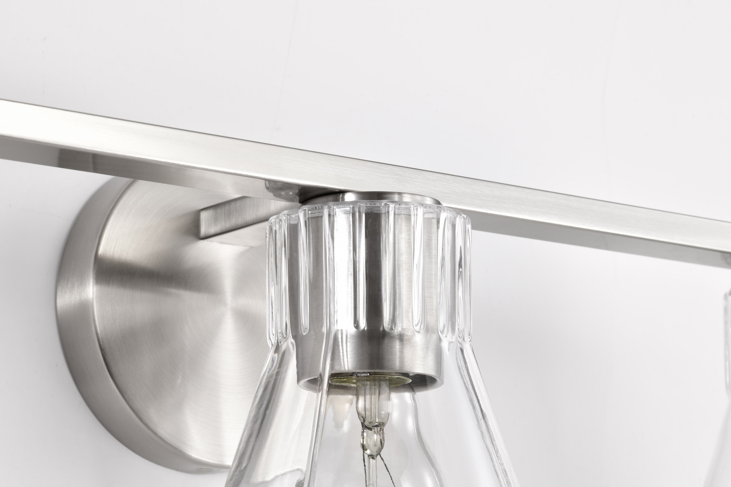 GIANNA 3 LIGHT VANITY - 60-8333