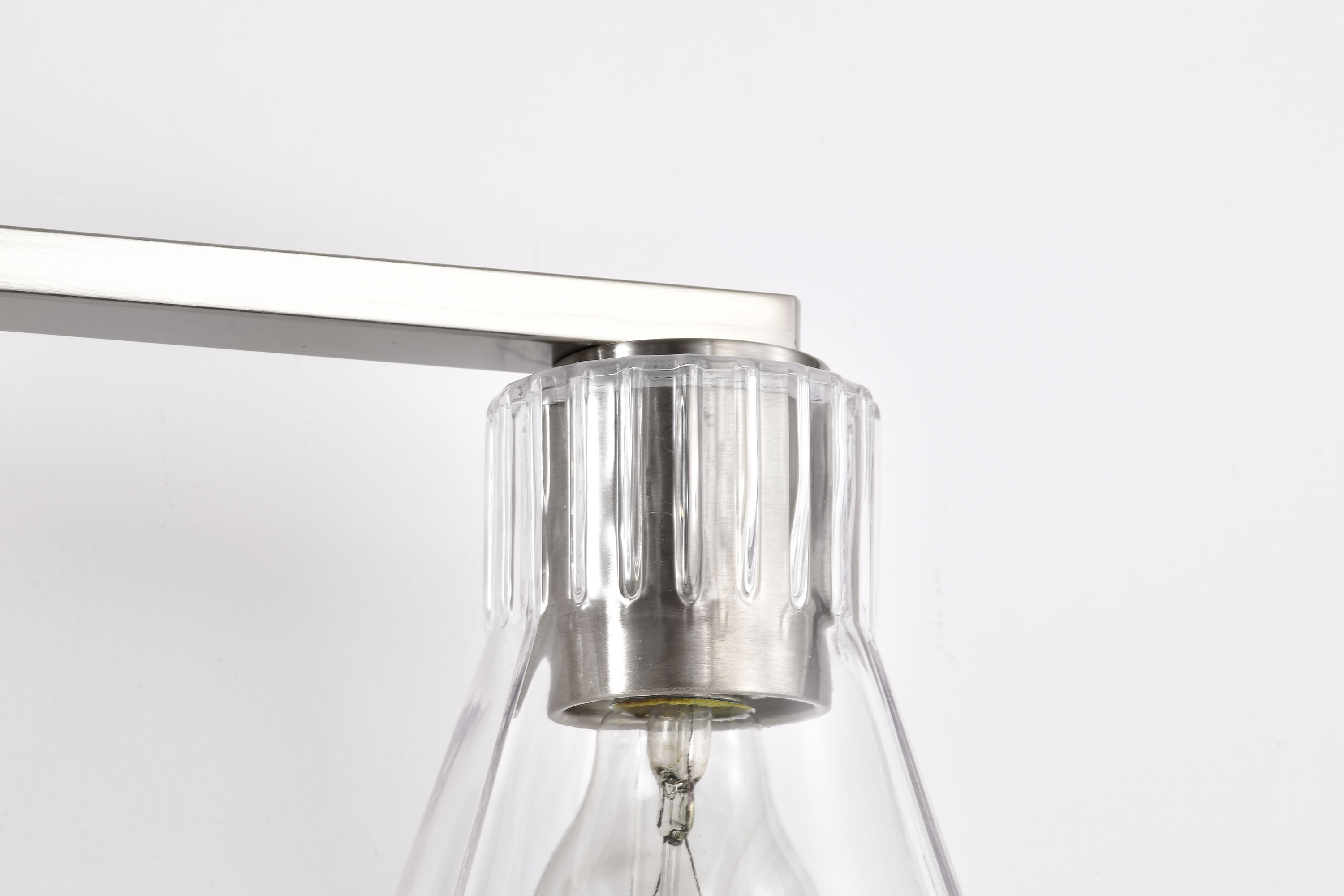 GIANNA 3 LIGHT VANITY - 60-8333