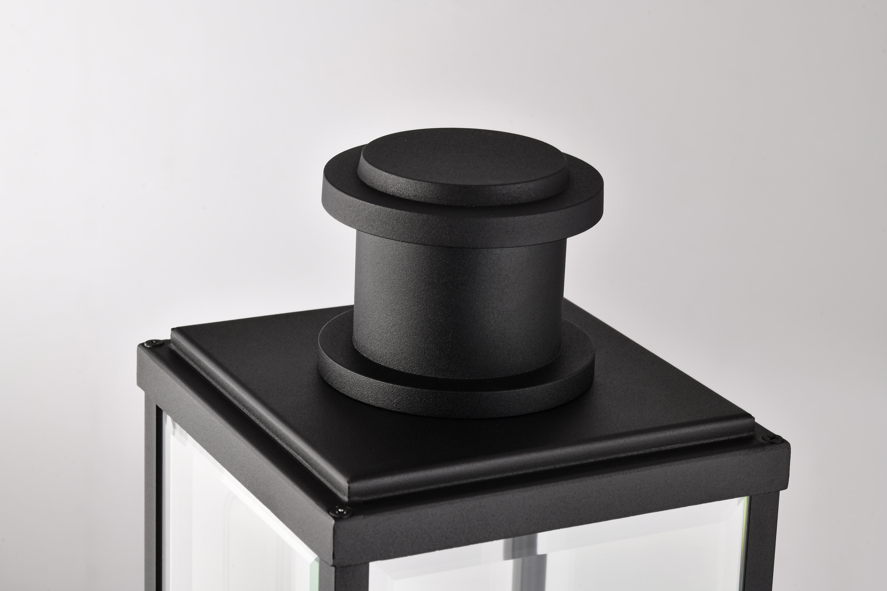 LUCA OUTDOOR POST LANTERN - 60-8513