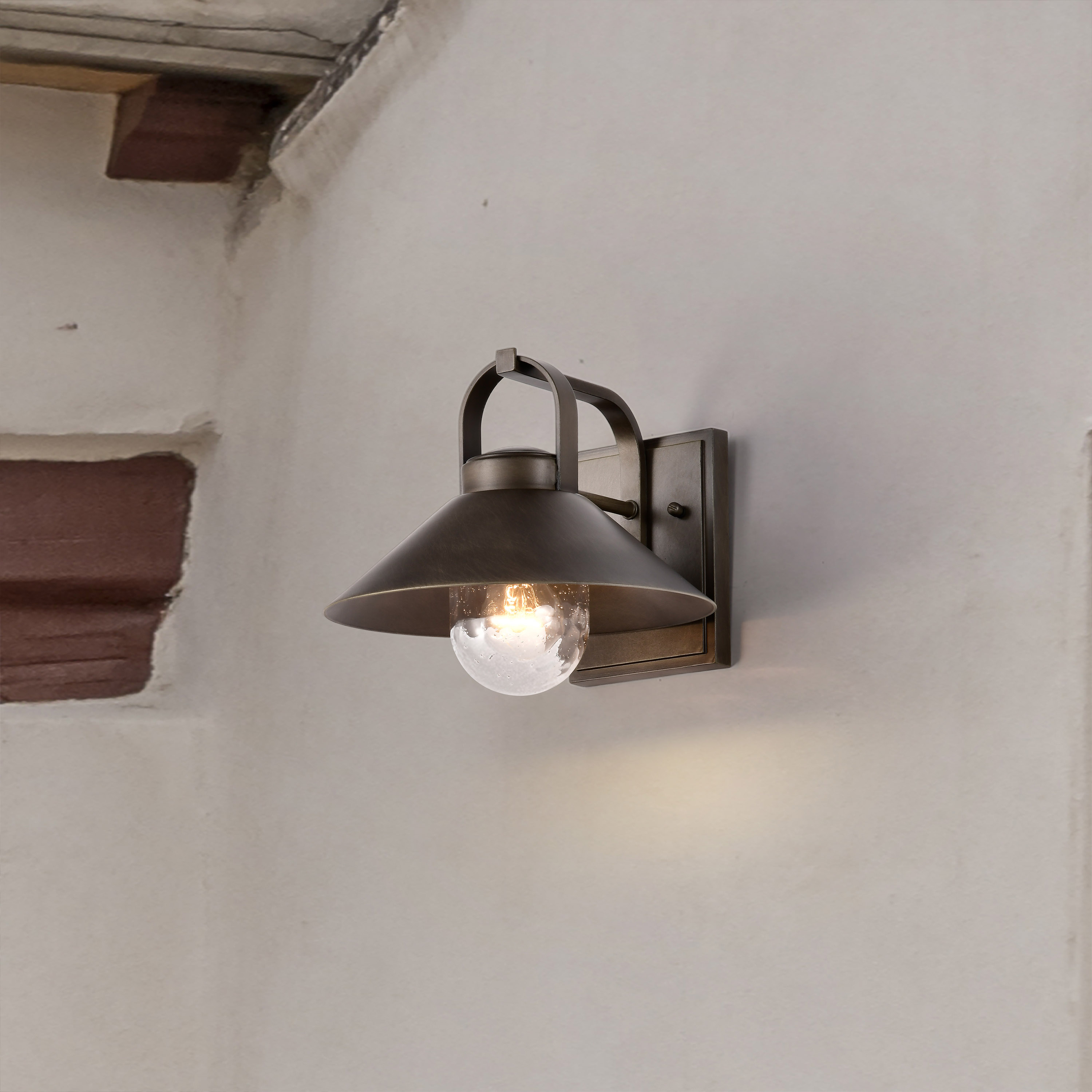 RIDGE MED OUTDOOR LANTERN BRZ - 60-8531