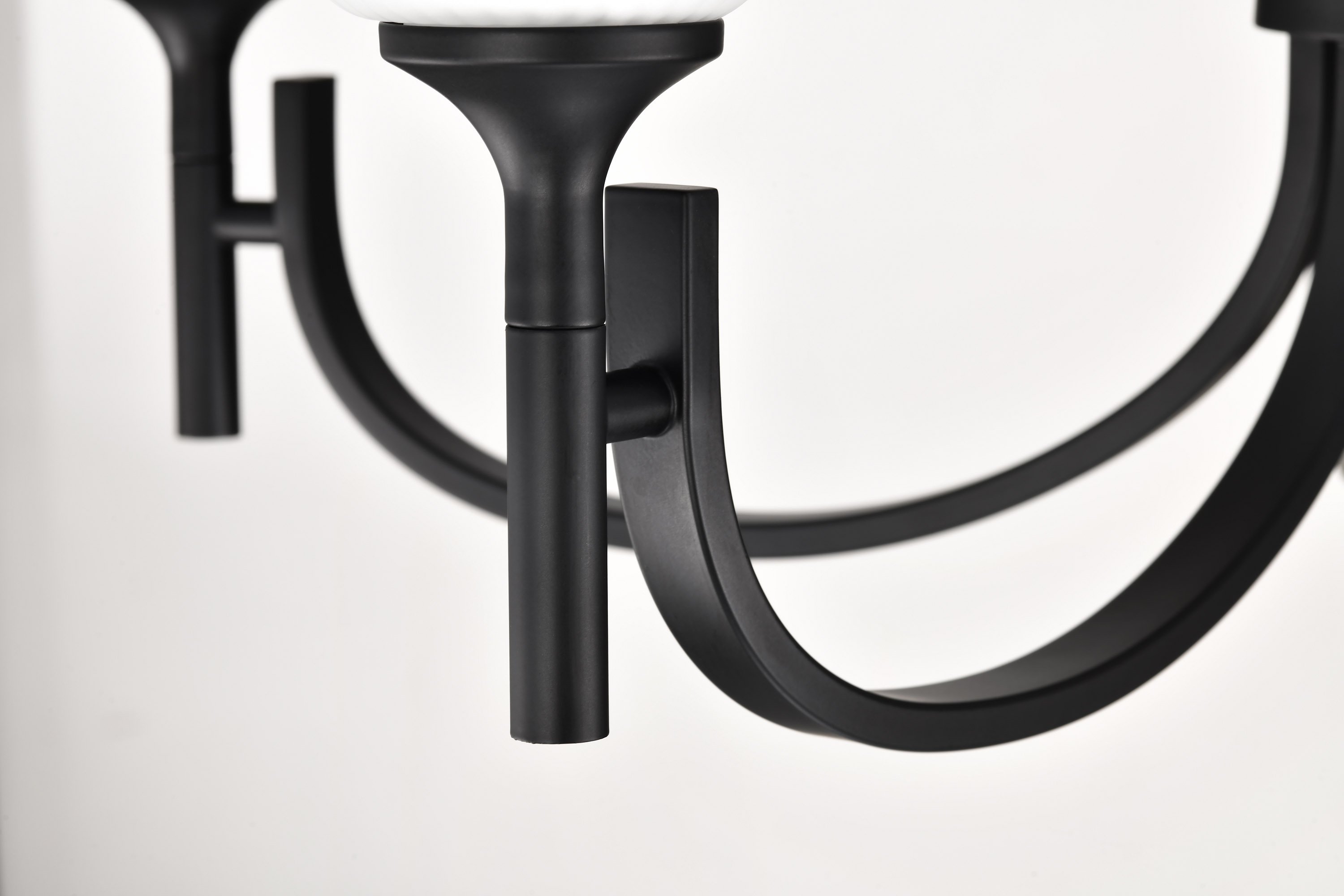 SOLARA 5 LIGHT CHANDELIER - 60-8650