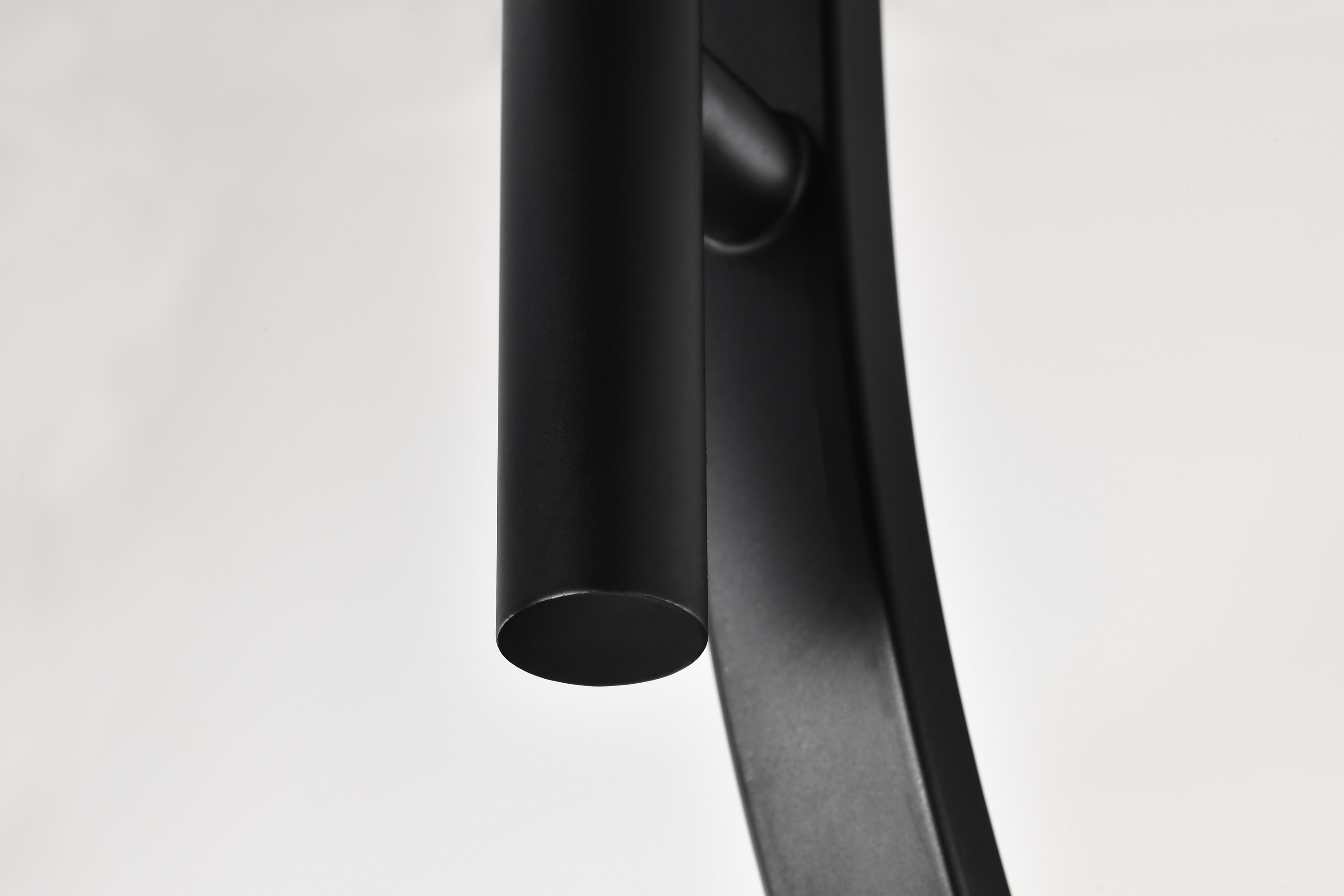 SOLARA 7 LIGHT CHANDELIER - 60-8651