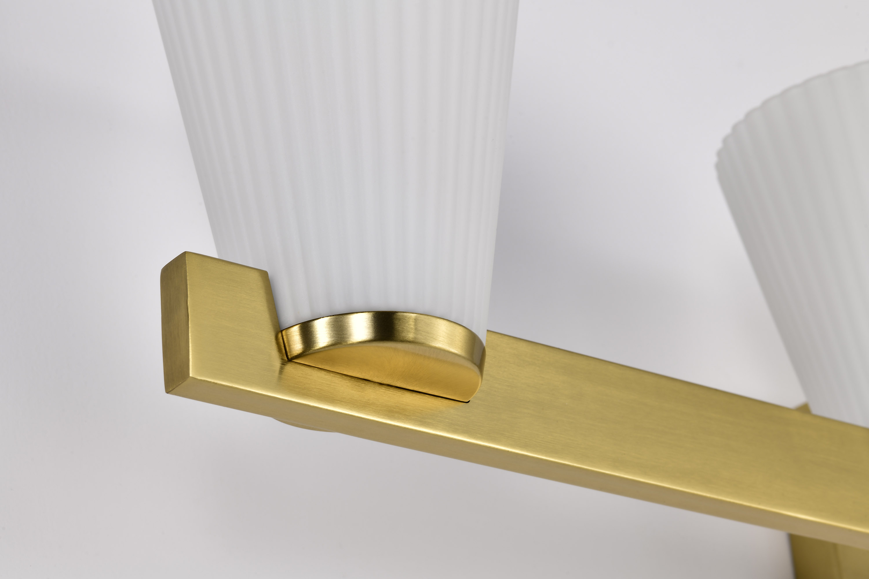 ROYALE 4 LIGHT VANITY - 60-8724