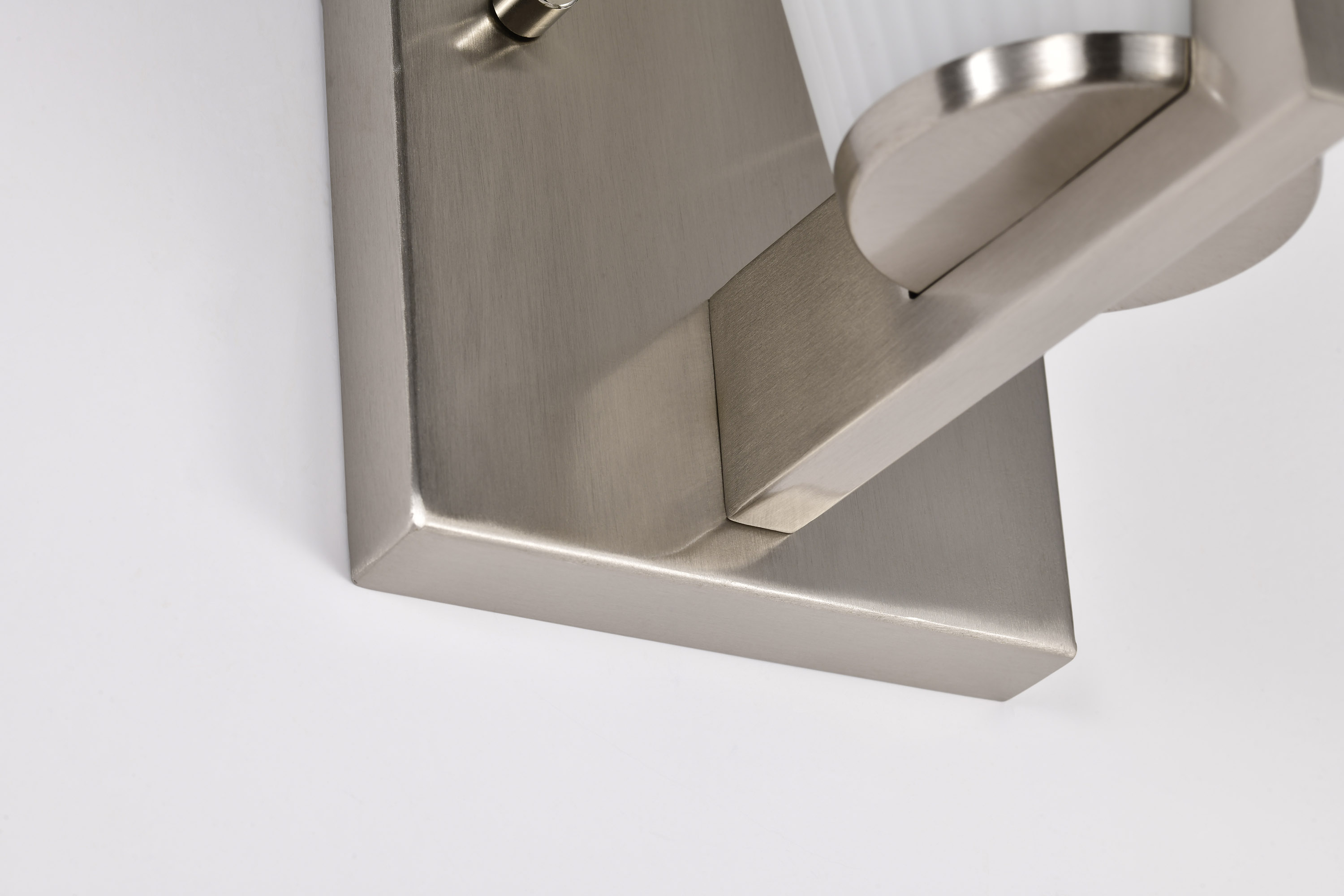 ROYALE 1 LIGHT VANITY - 60-8731