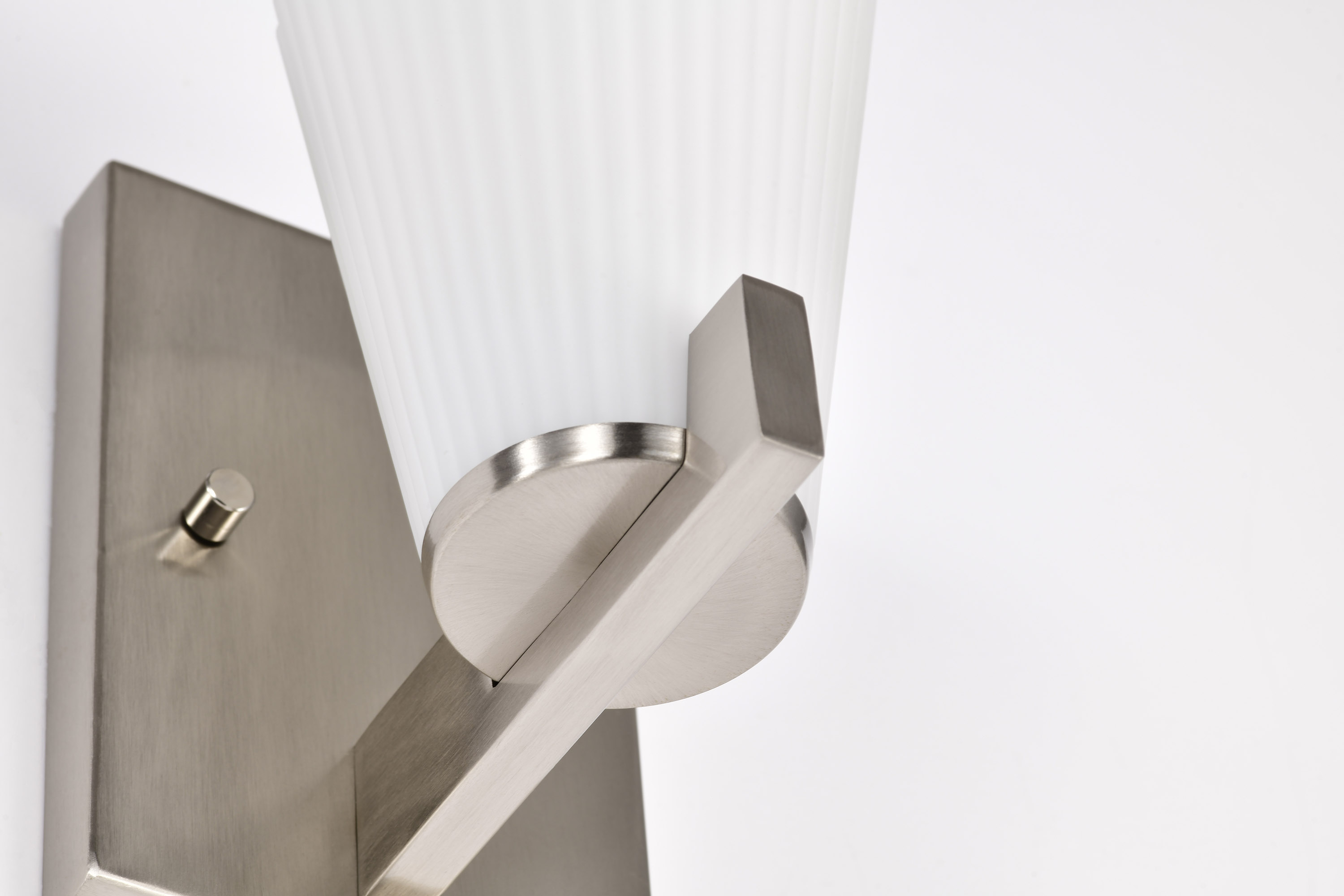 ROYALE 1 LIGHT VANITY - 60-8731