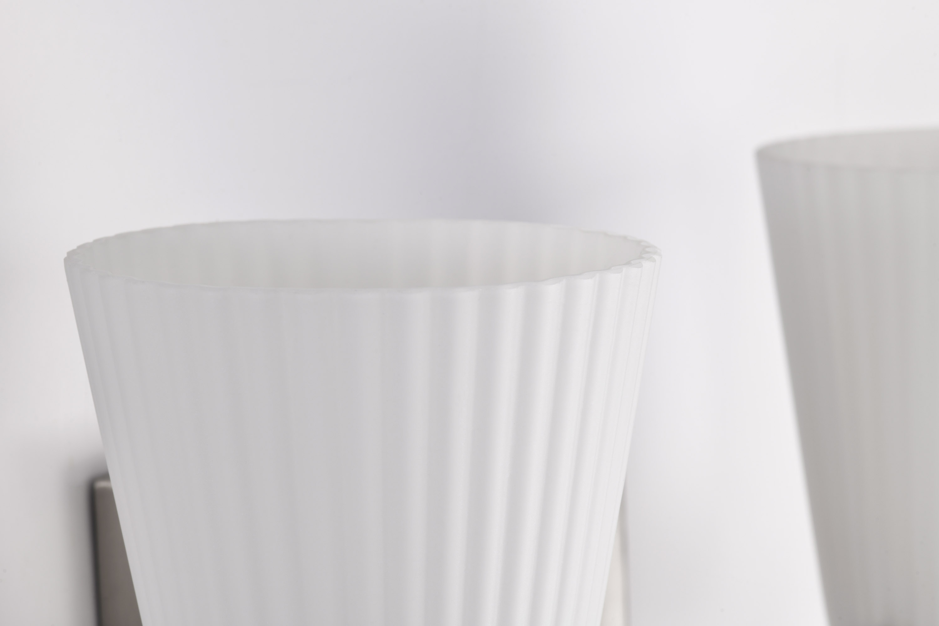 ROYALE 2 LIGHT VANITY - 60-8732