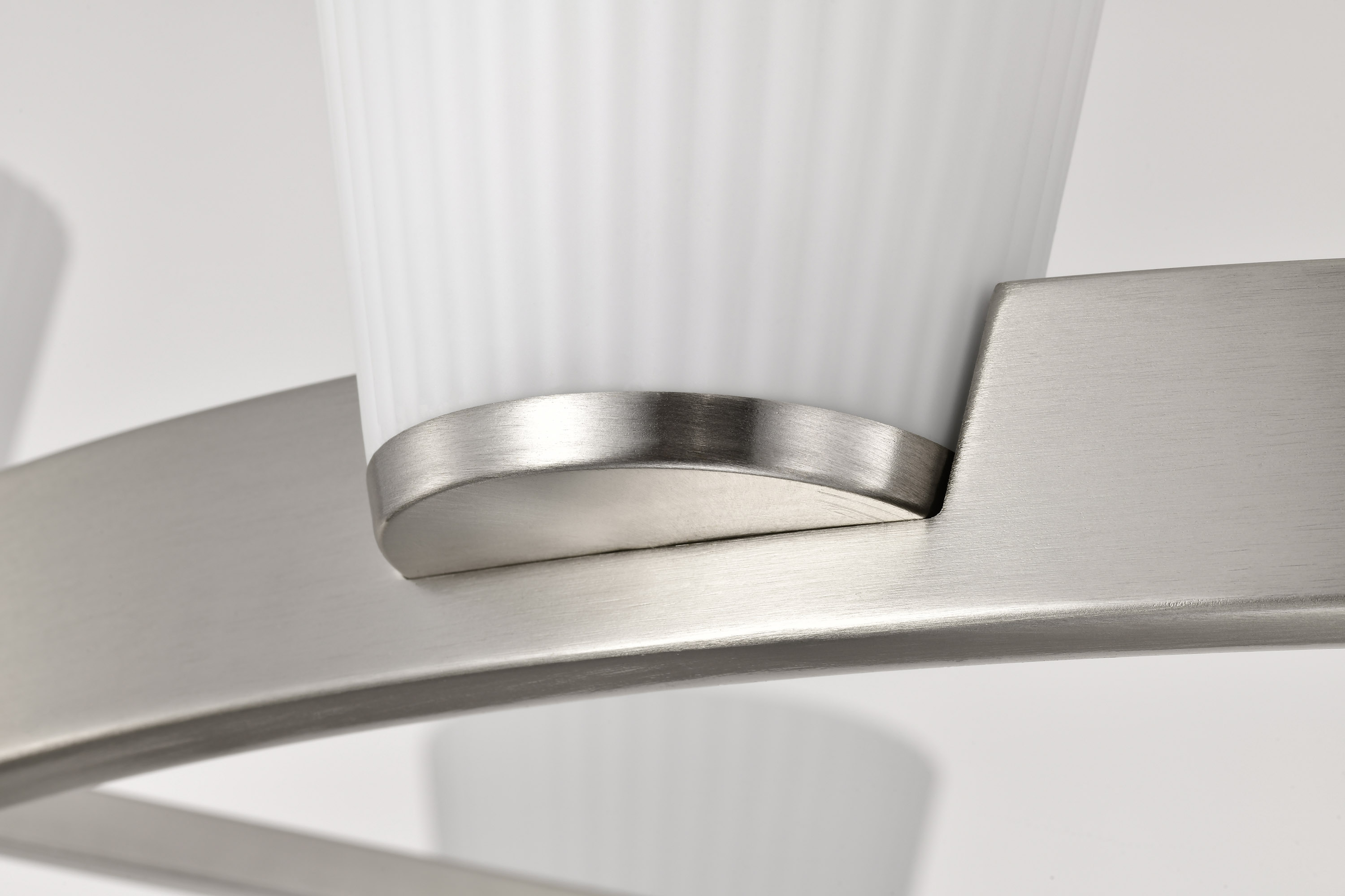 ROYALE 6 LIGHT CHANDELIER - 60-8736