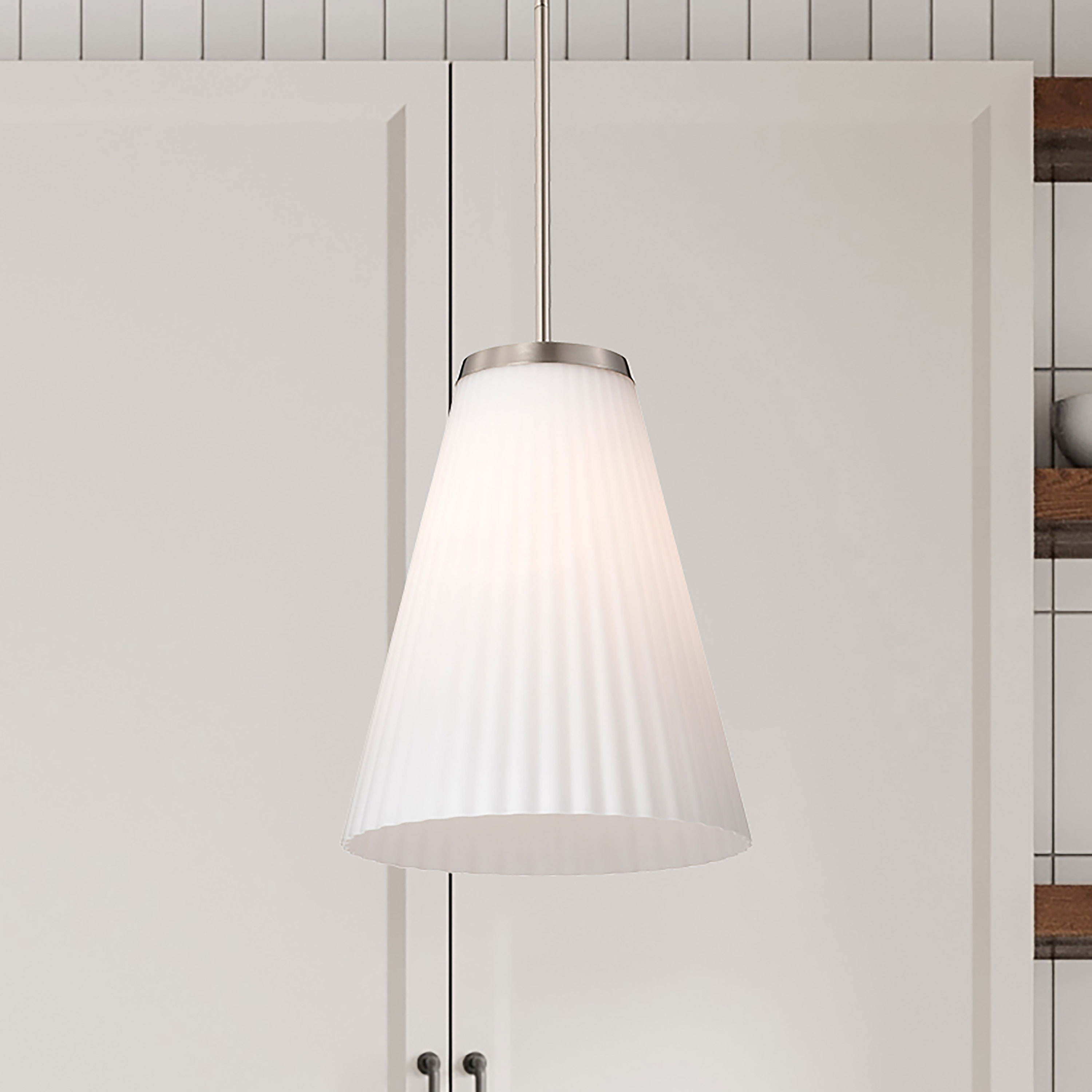 ROYALE LARGE PENDANT - 60-8738