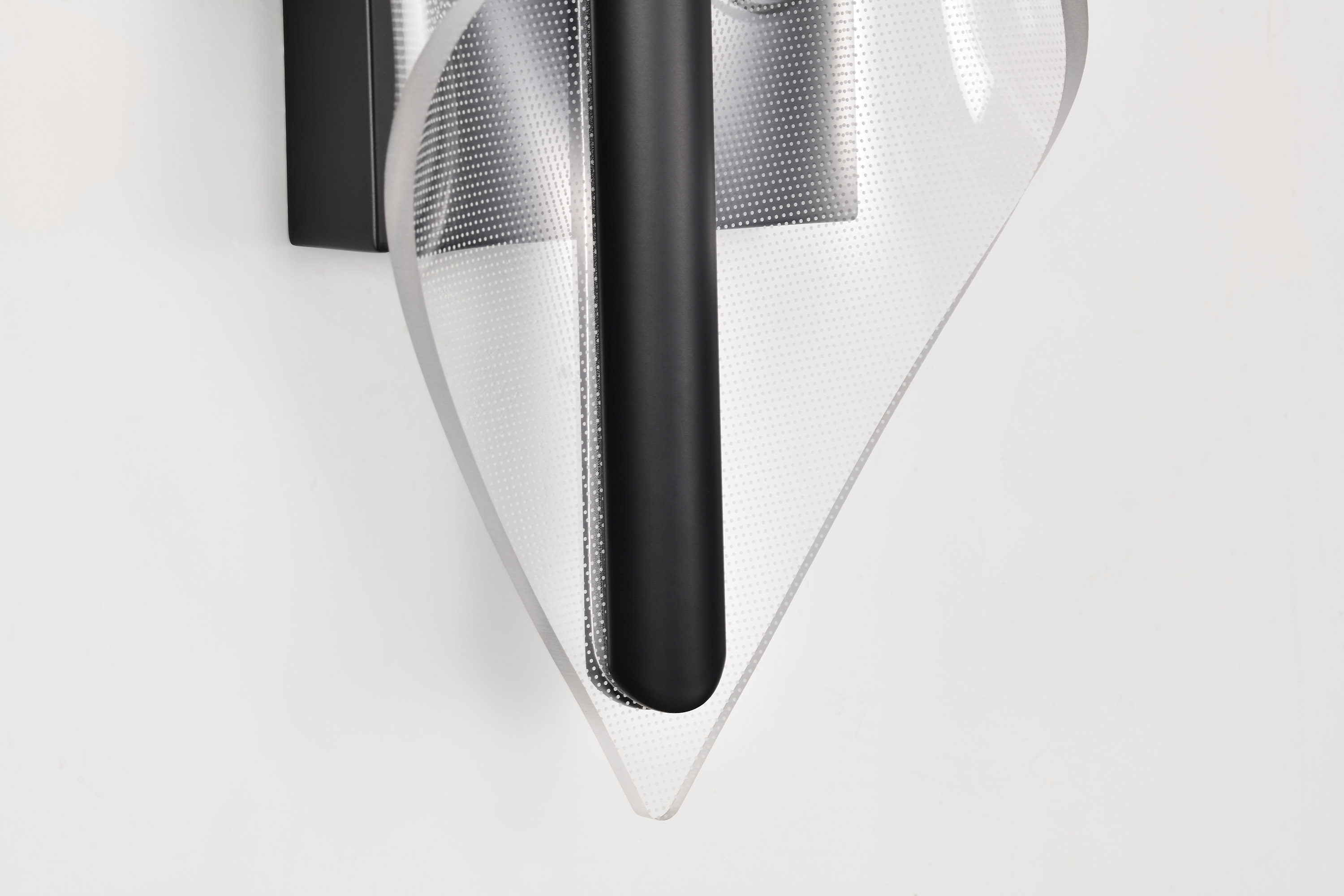 GENEVA 18" LED SM WALL SCONCE - 62-2021