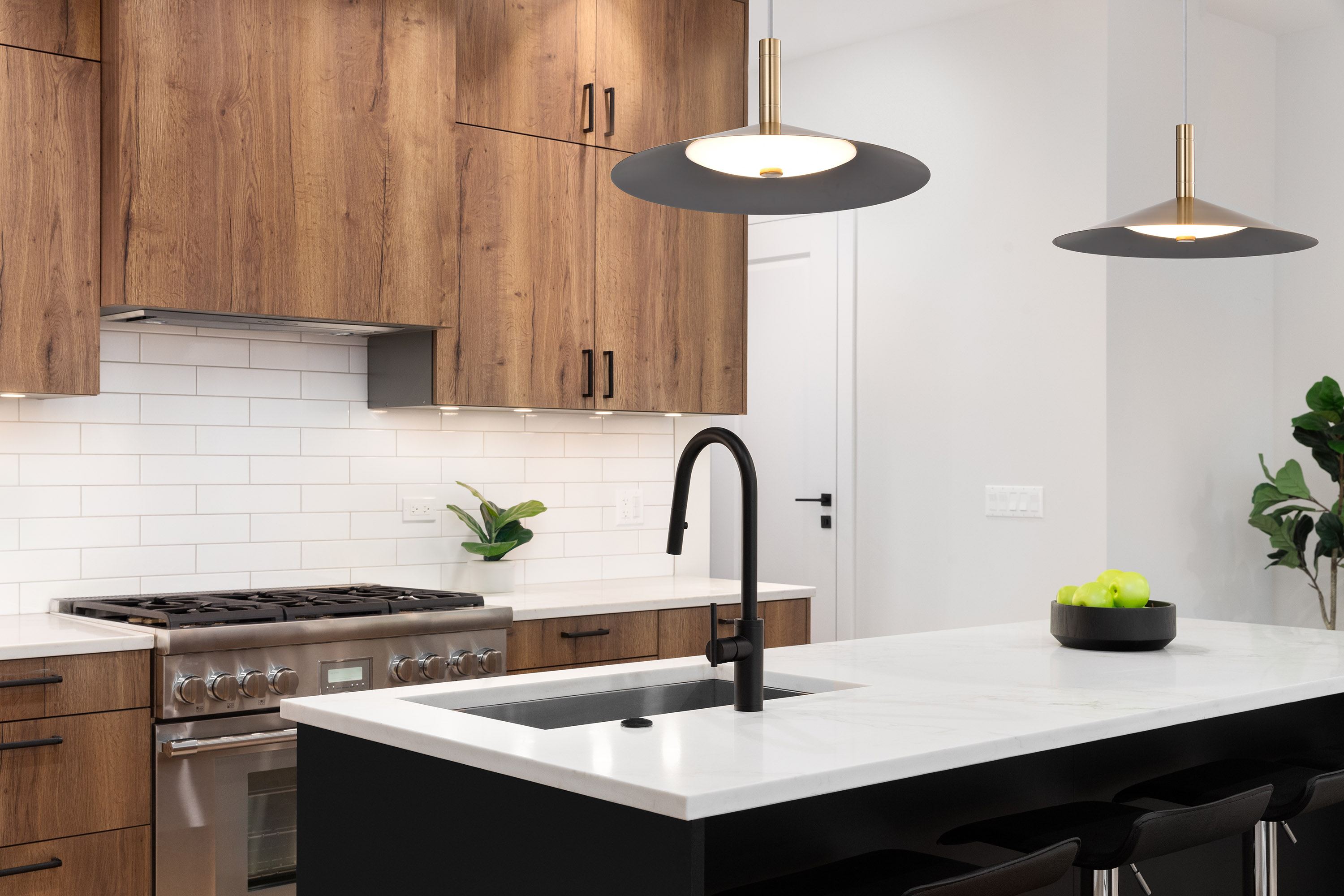 CORRINE 14" LED PENDANT - 62-2092