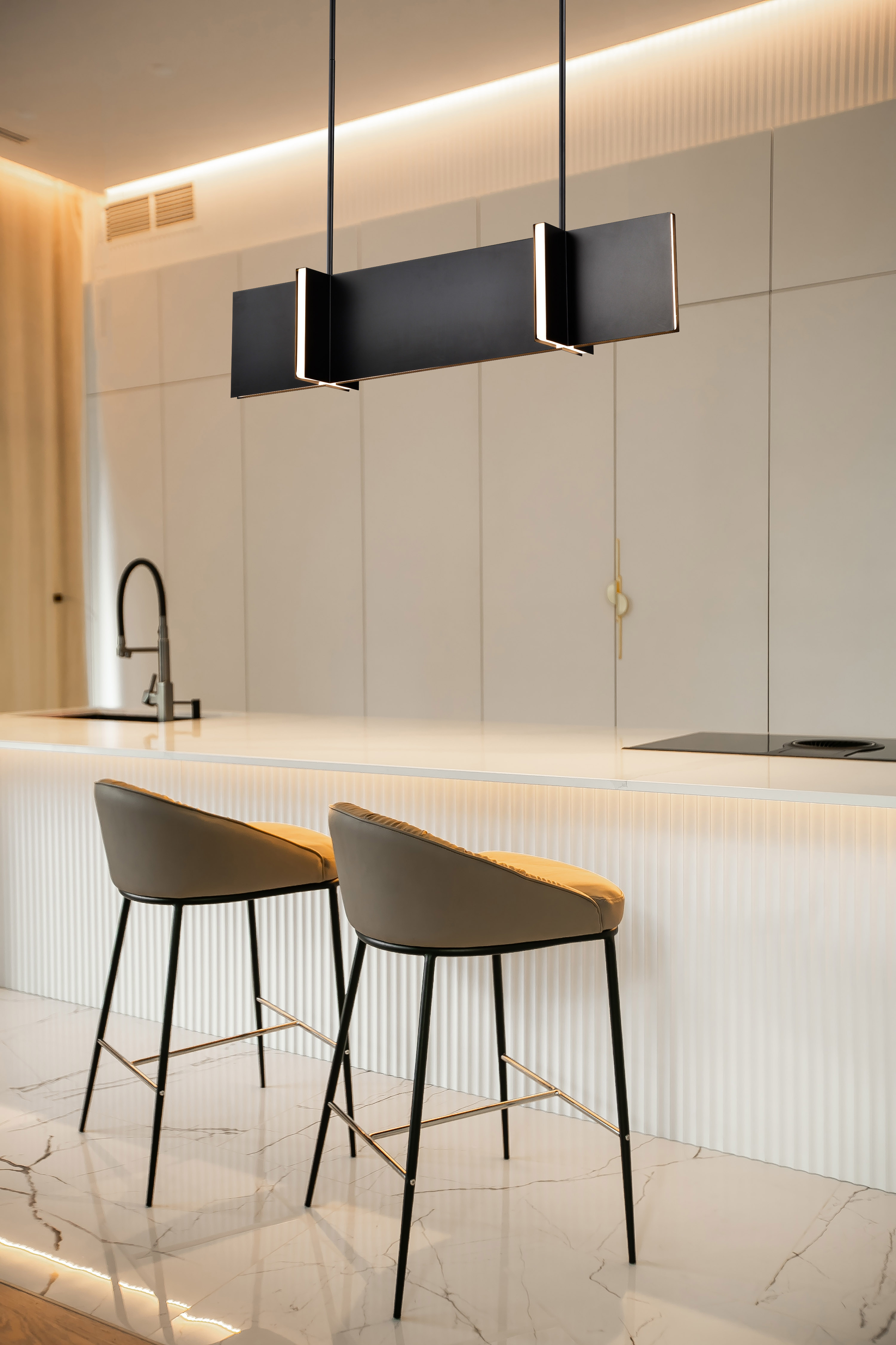 BLAINE 38" LED ISLAND PENDANT - 62-2161