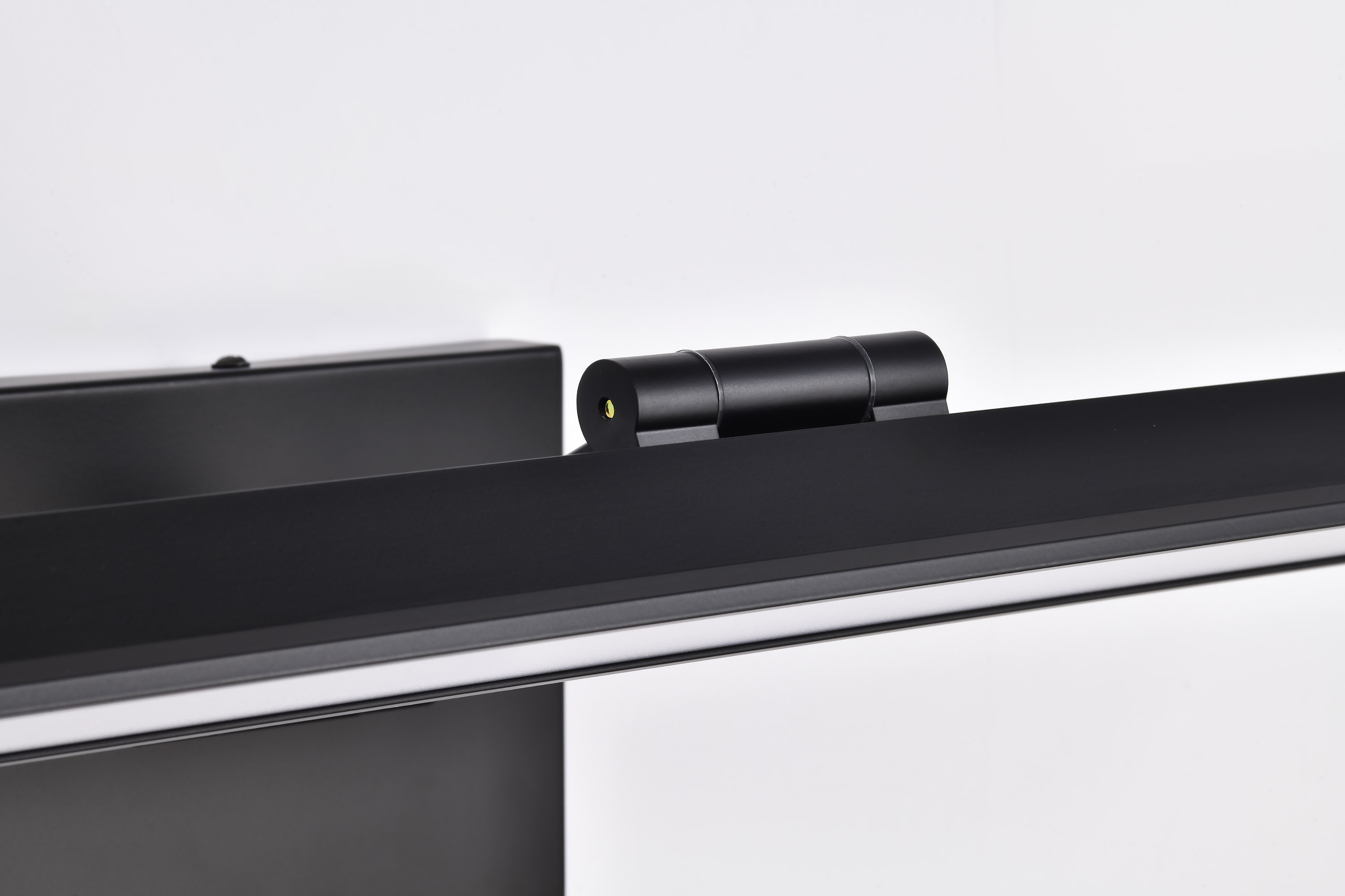 HAZEL 24" LED PICTURE LT 3 CCT - 62-2325