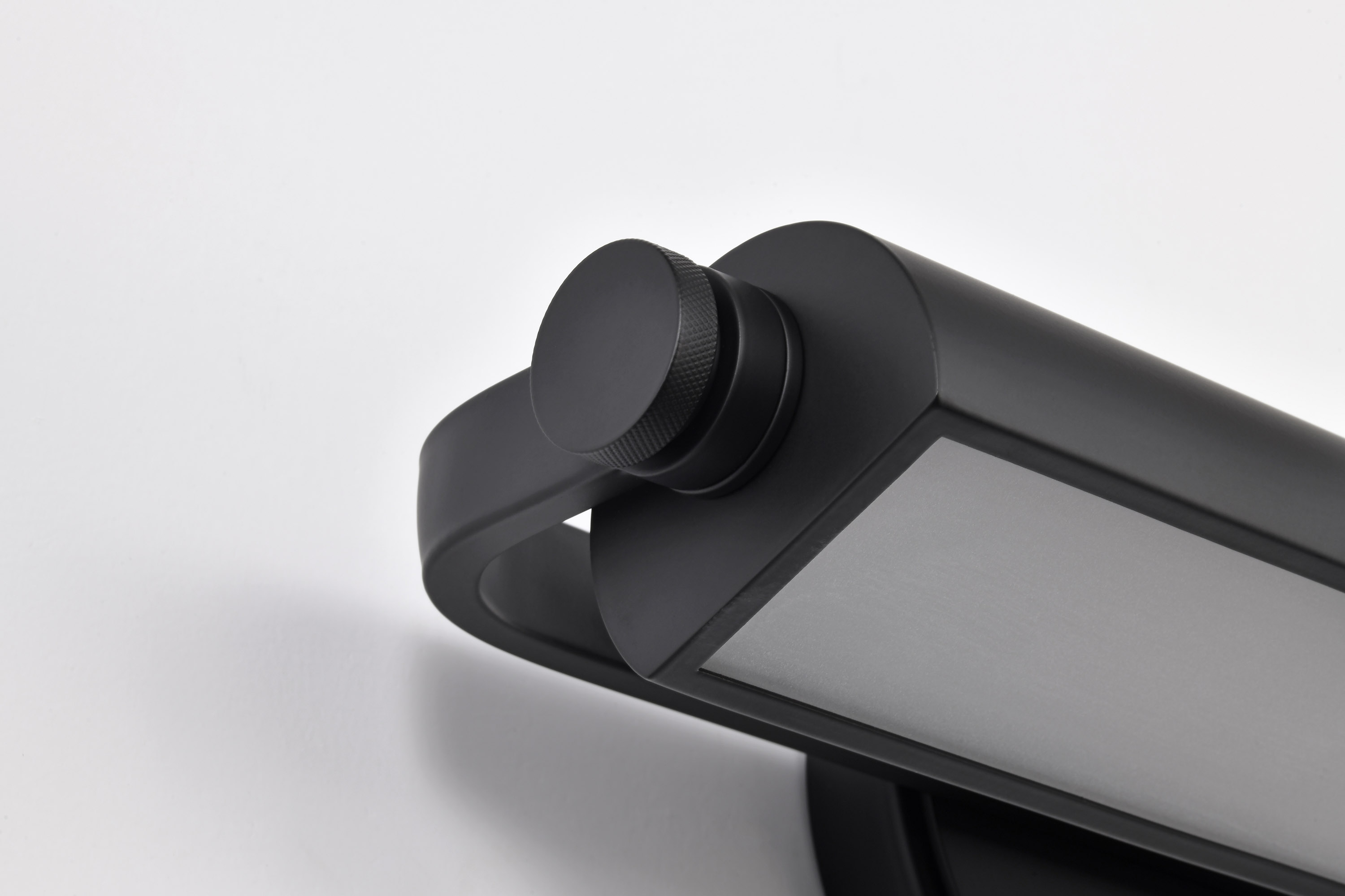 AUDEN 18" LED VANITY 3 CCT - 62-2350