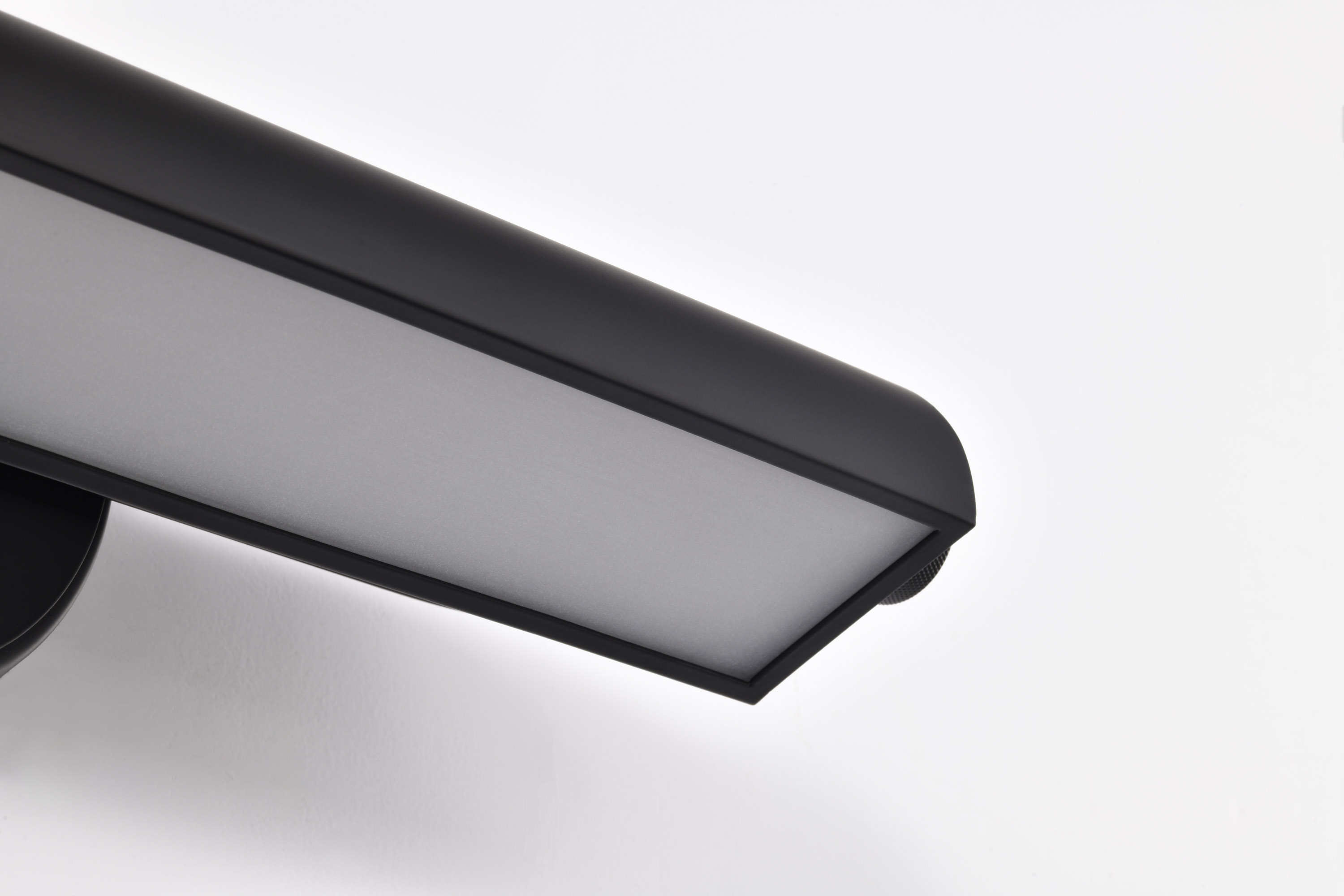 AUDEN 18" LED VANITY 3 CCT - 62-2350