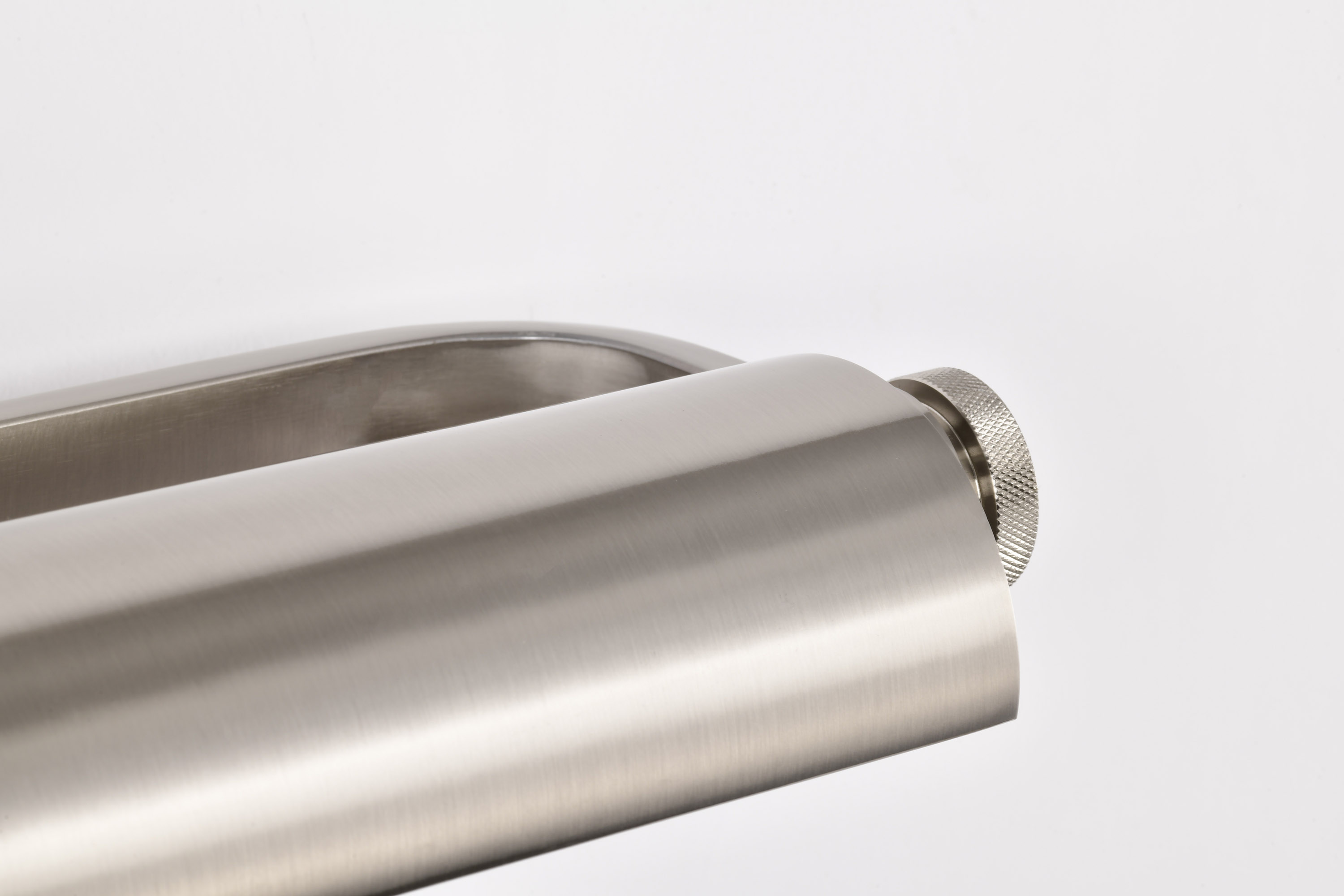 AUDEN 18" LED VANITY 3 CCT - 62-2351