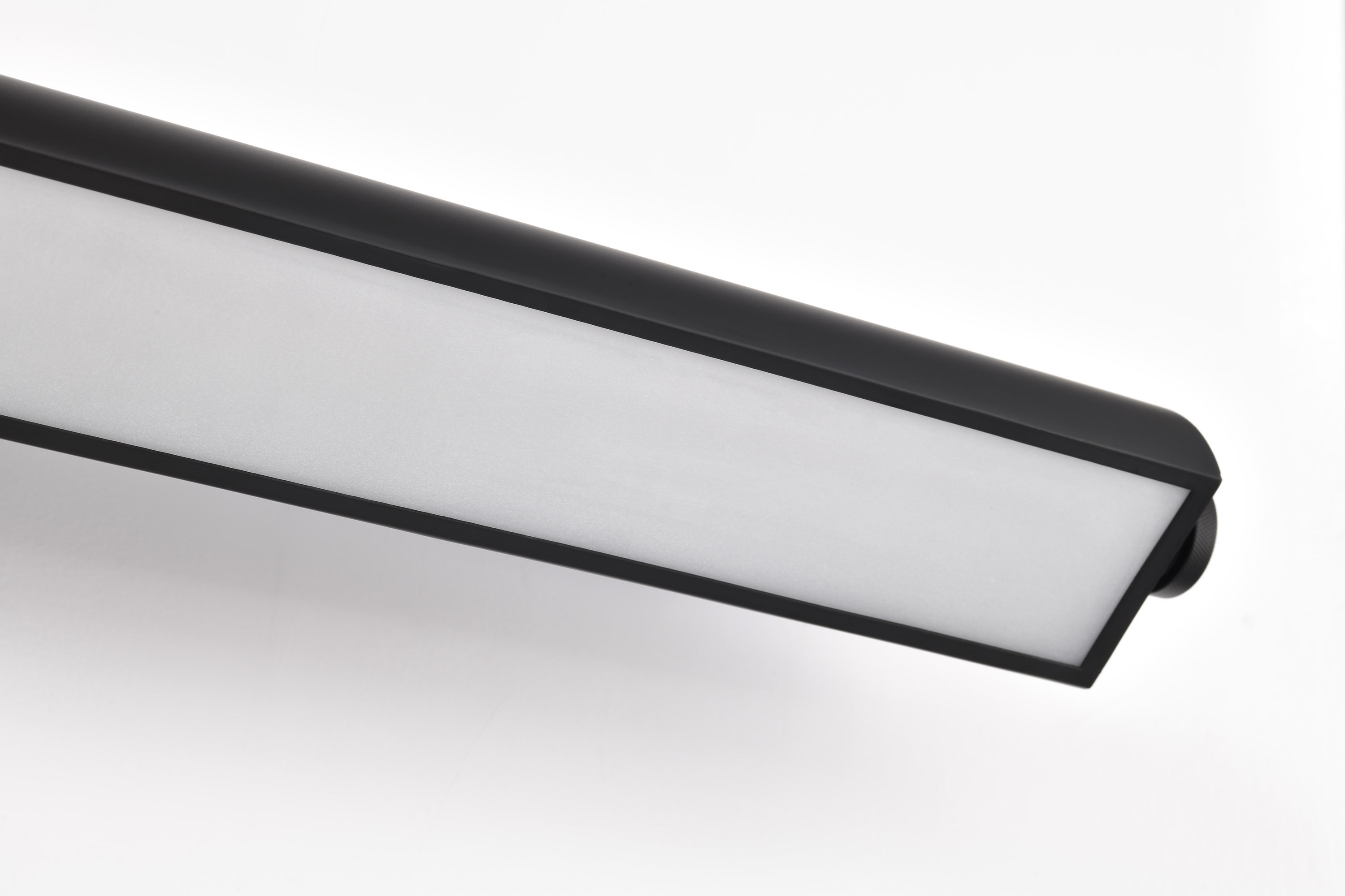 AUDEN 36" LED VANITY 3 CCT - 62-2360