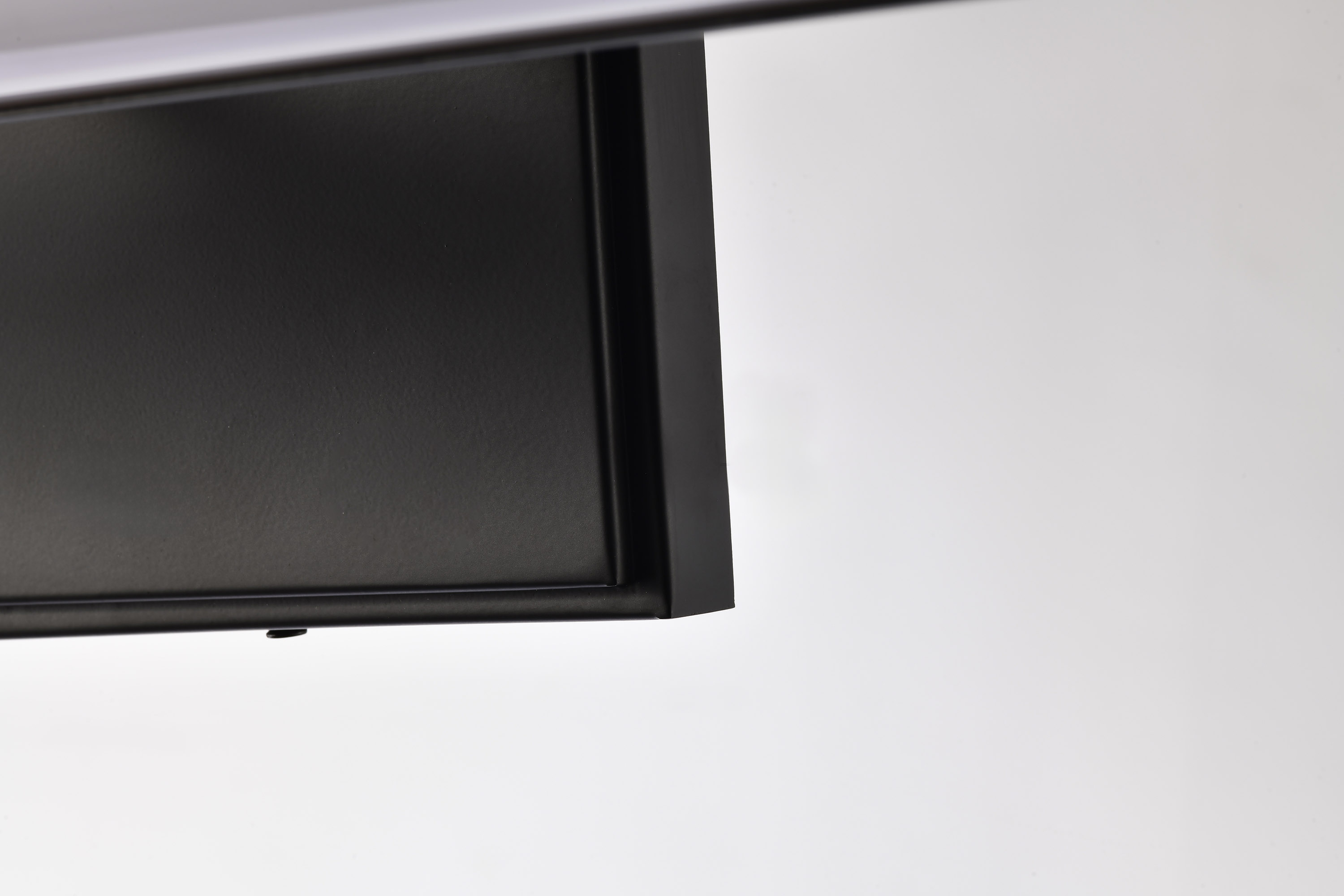 CORA 18" LED VANITY 3 CCT - 62-2365