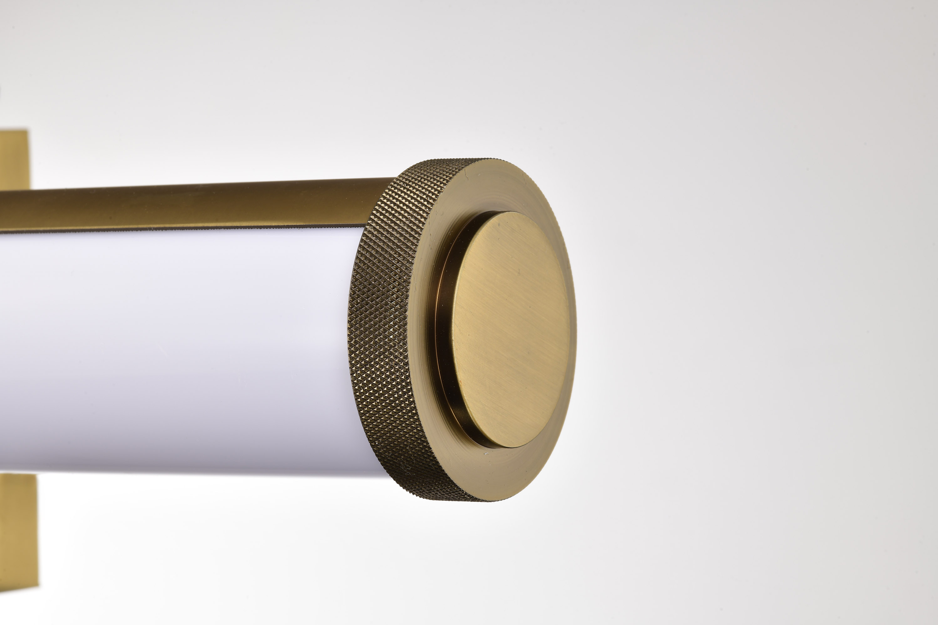 CORA 18" LED VANITY 3 CCT - 62-2367