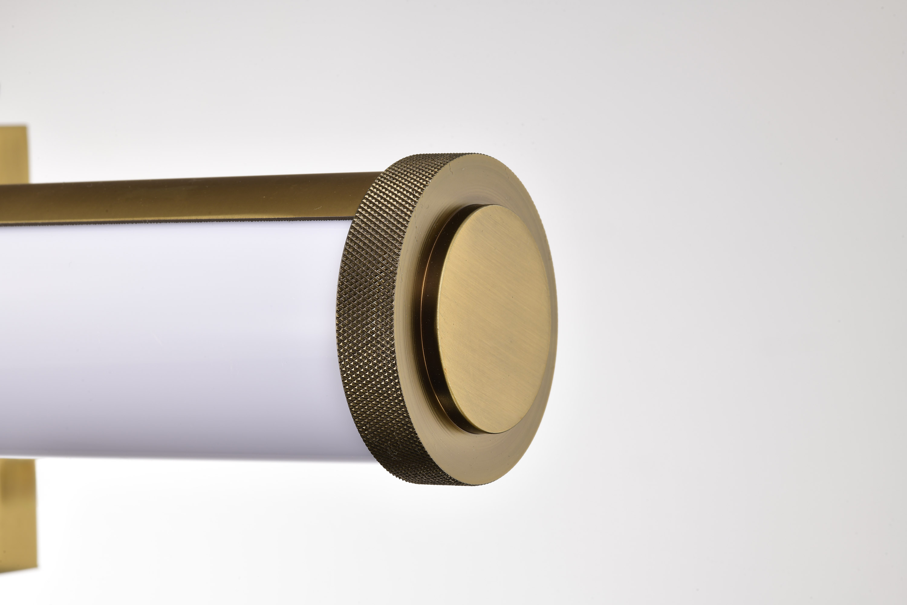 CORA 24" LED VANITY 3 CCT - 62-2372