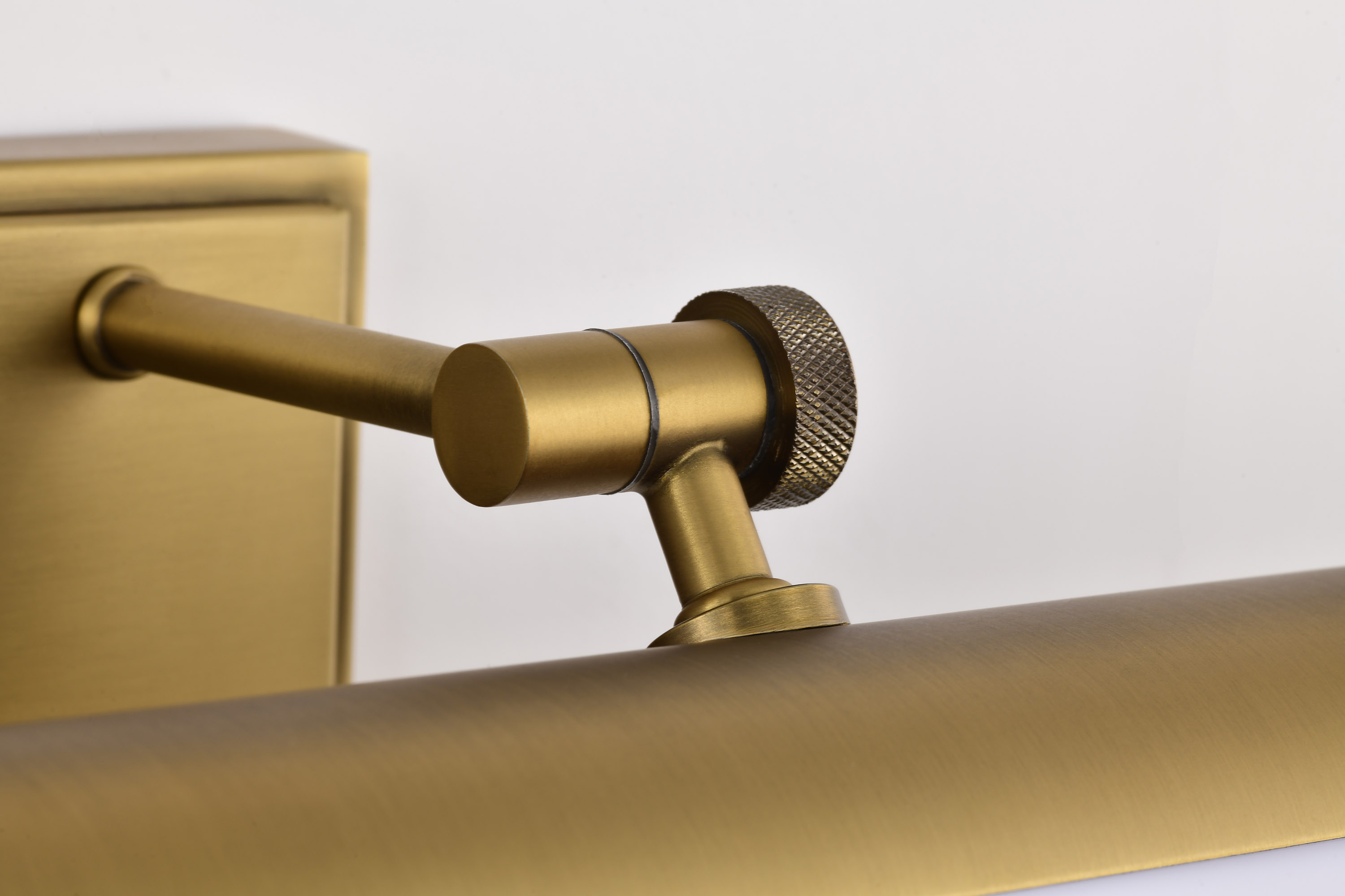 CORA 24" LED VANITY 3 CCT - 62-2372