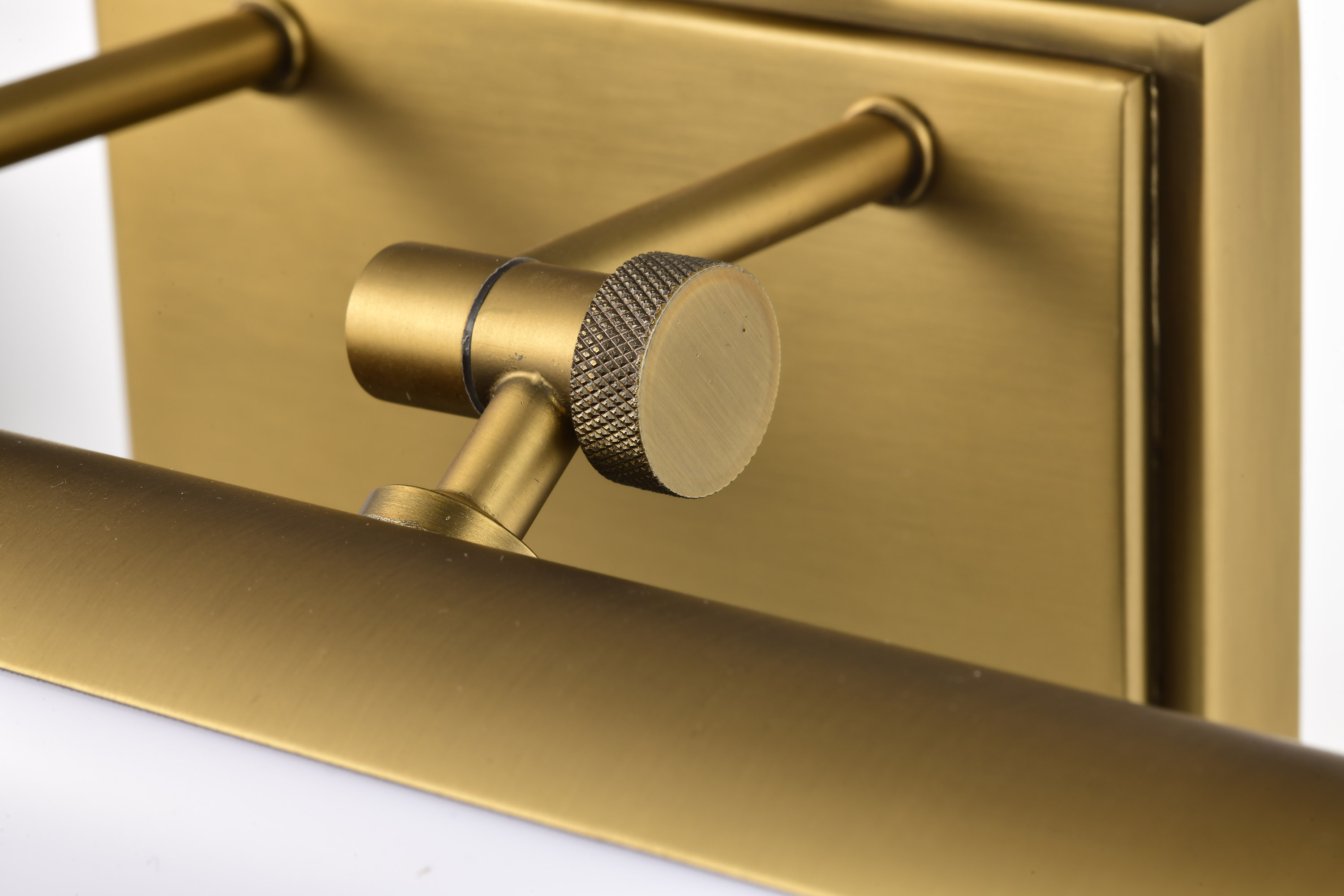 CORA 36" LED VANITY 3 CCT - 62-2377