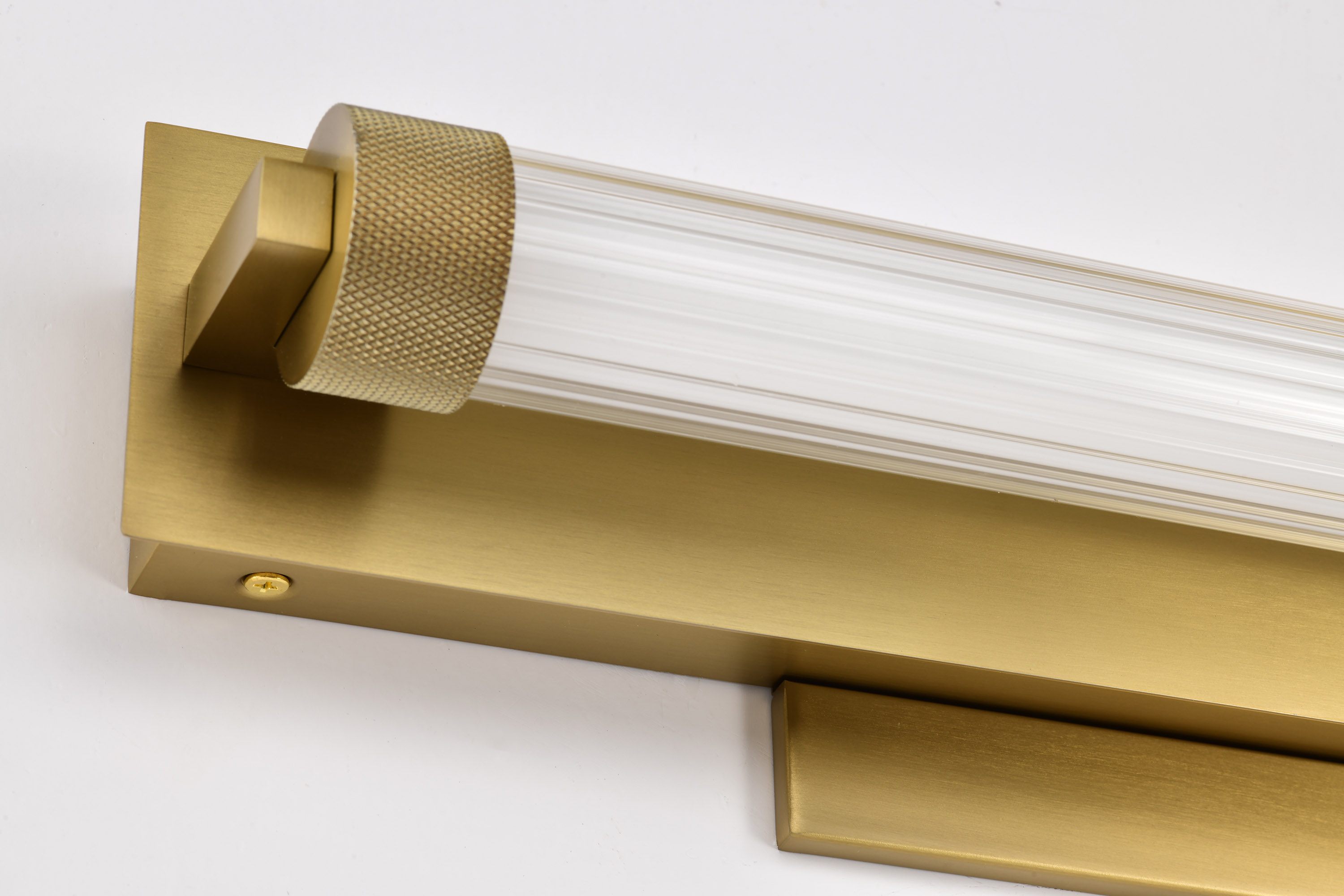 LARISSA 14" LED VANITY 3000K - 62-2382