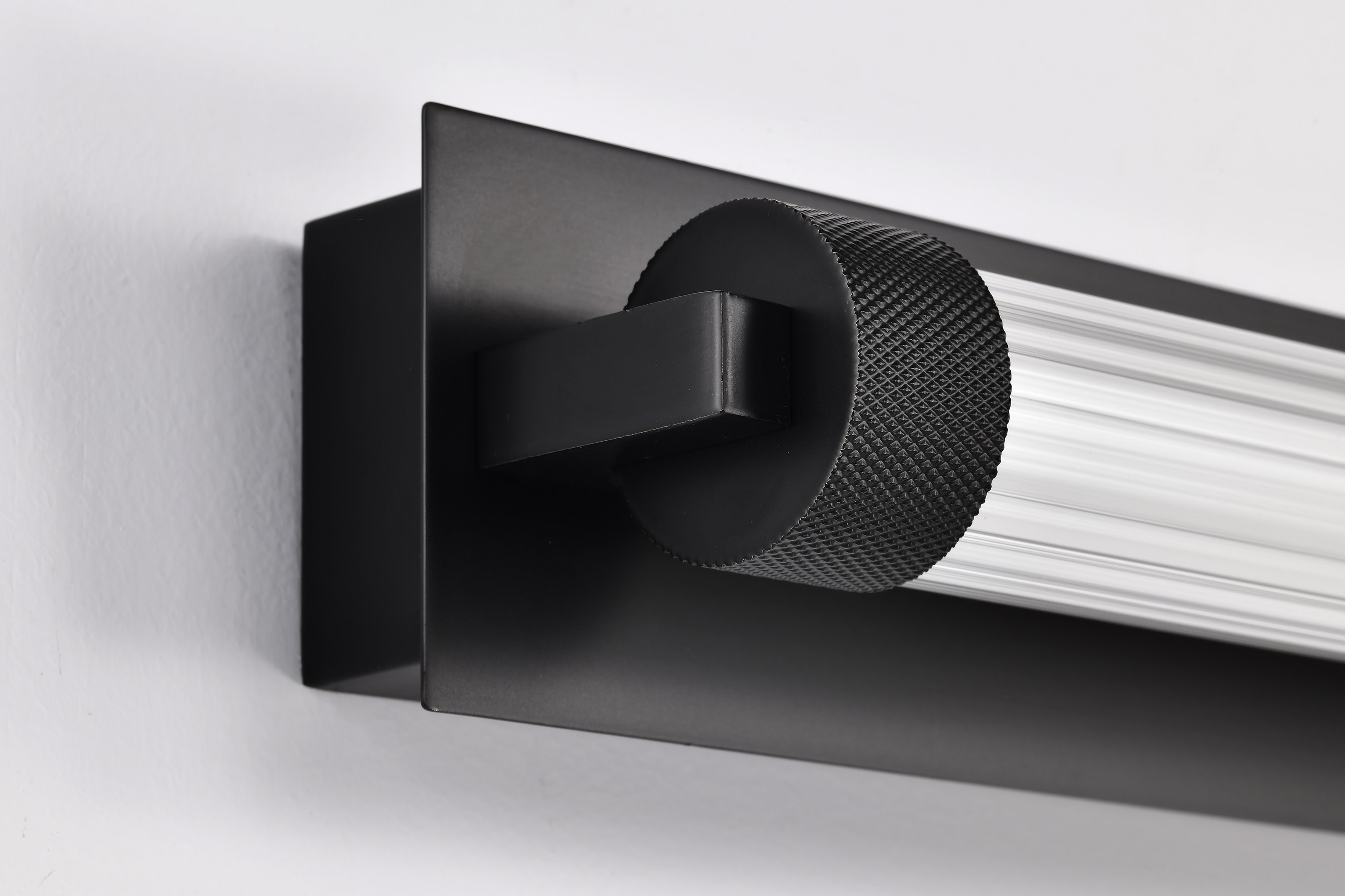 LARISSA 24" LED VANITY 3000K - 62-2385