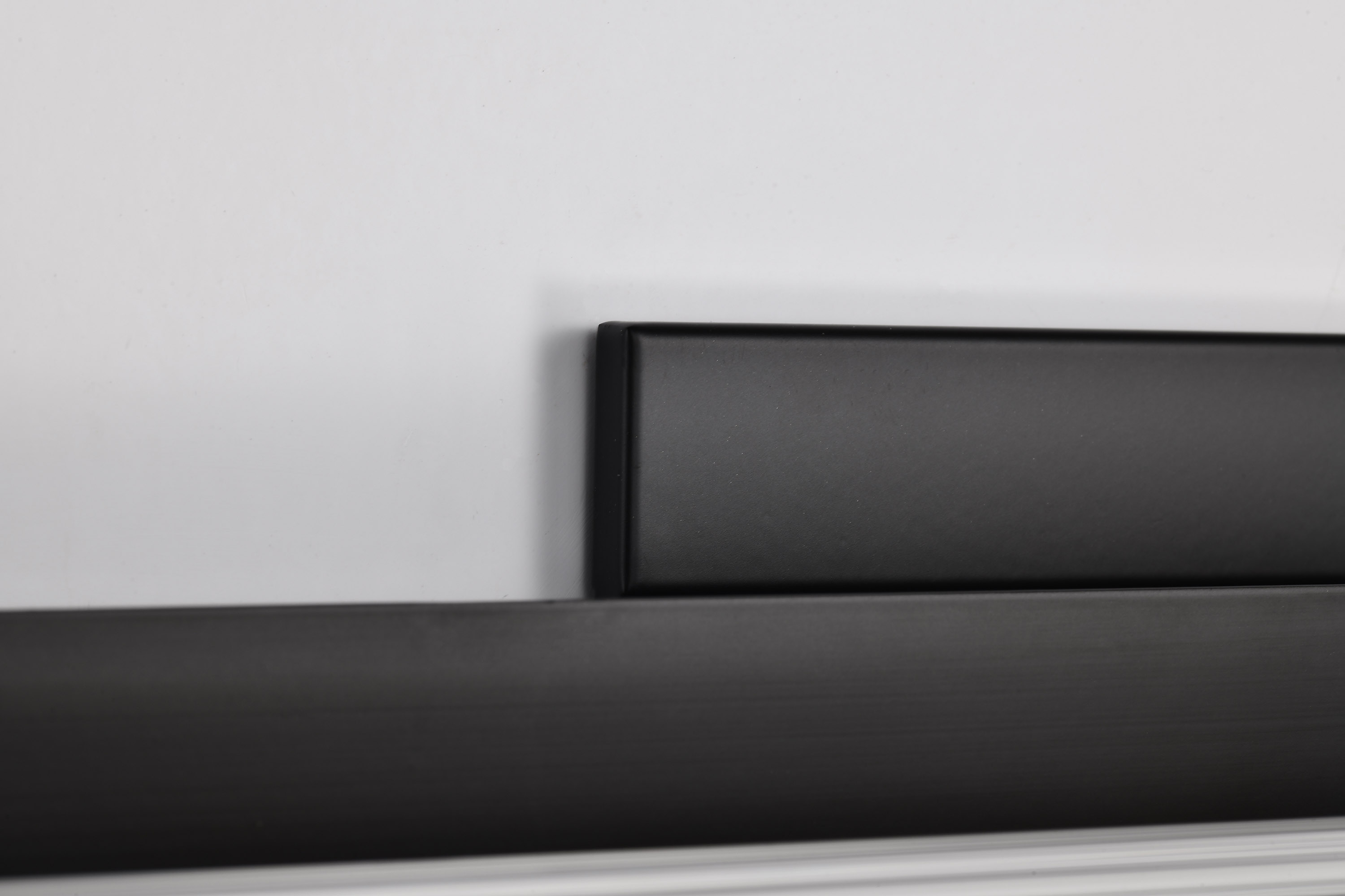 LARISSA 24" LED VANITY 3000K - 62-2385