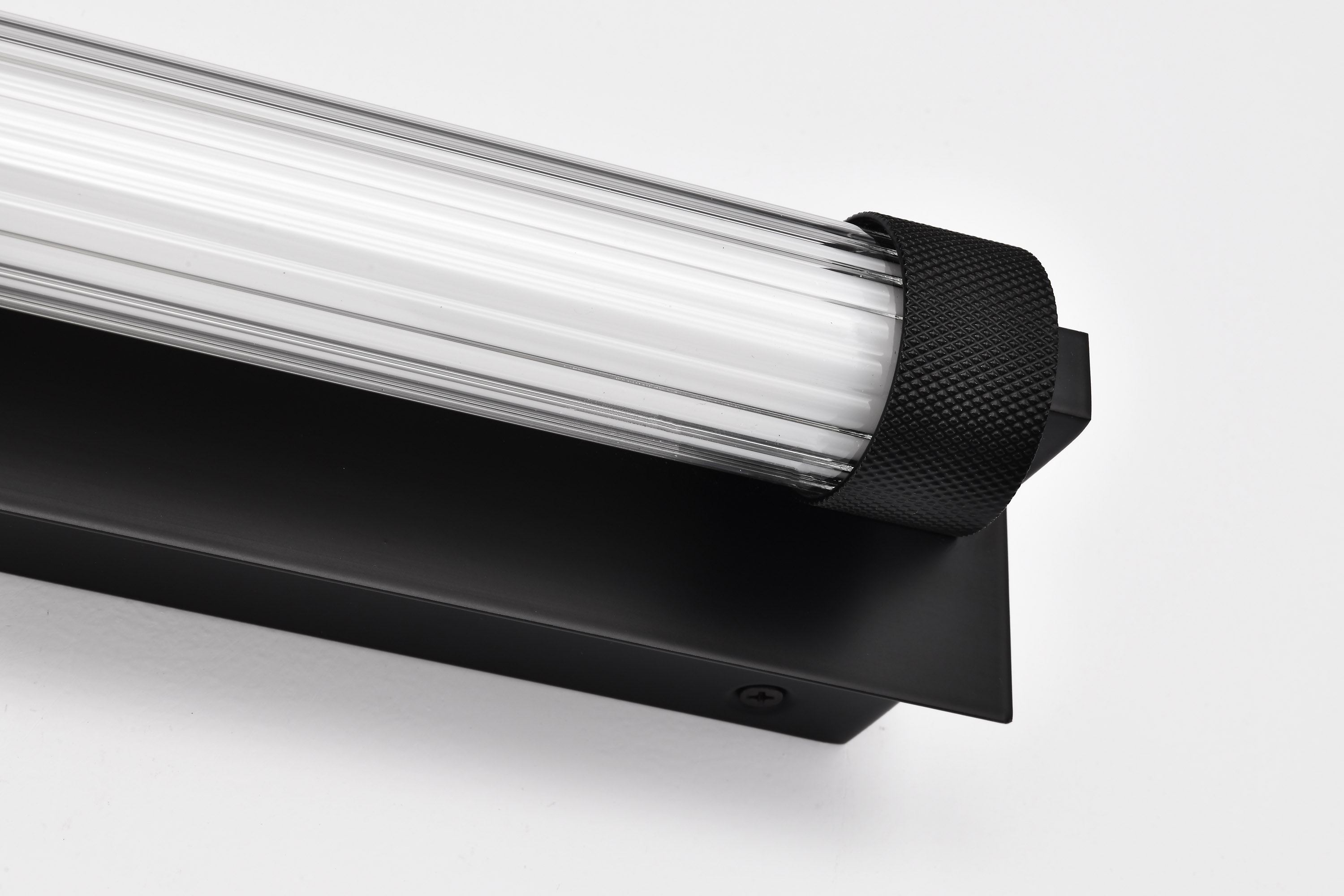 LARISSA 32" LED VANITY 3000K - 62-2390