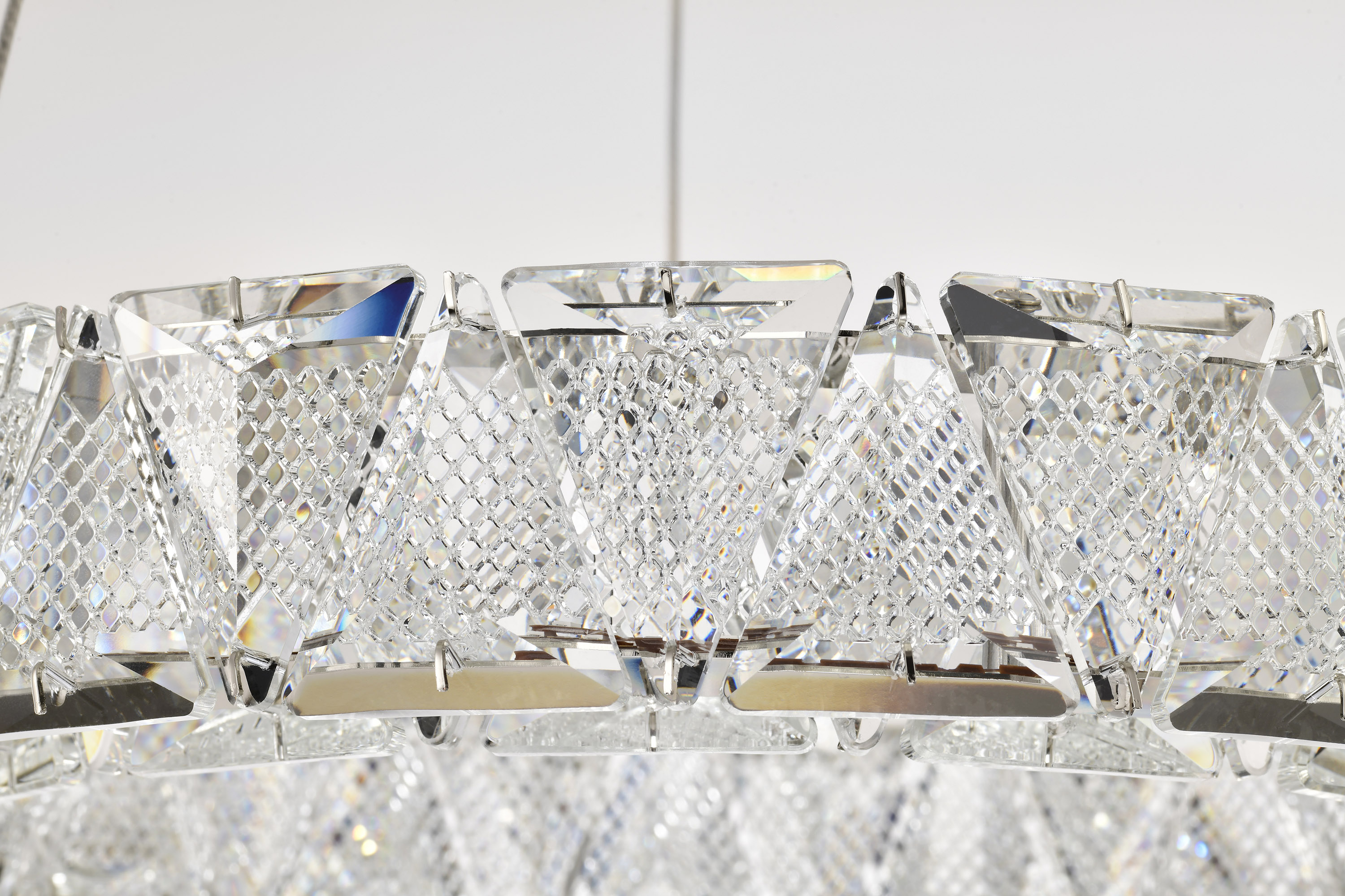 ASHER 15" ROUND CRYSTAL PENDAN - 62-2441