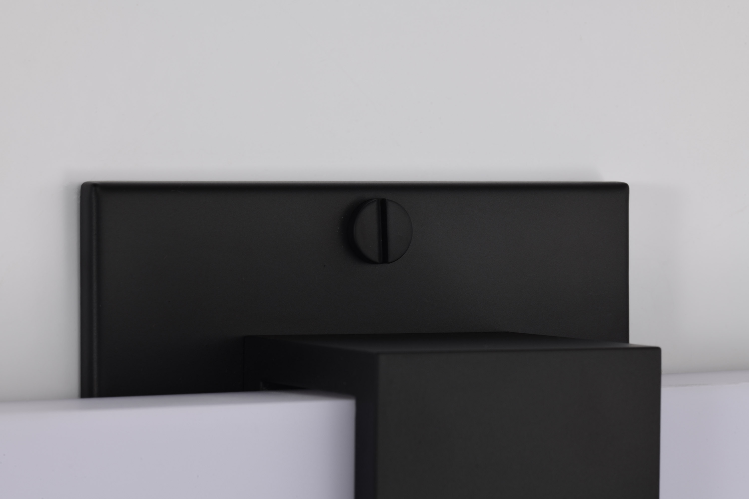 BRIGHTWYN 24" LED VANITY - 62-2621