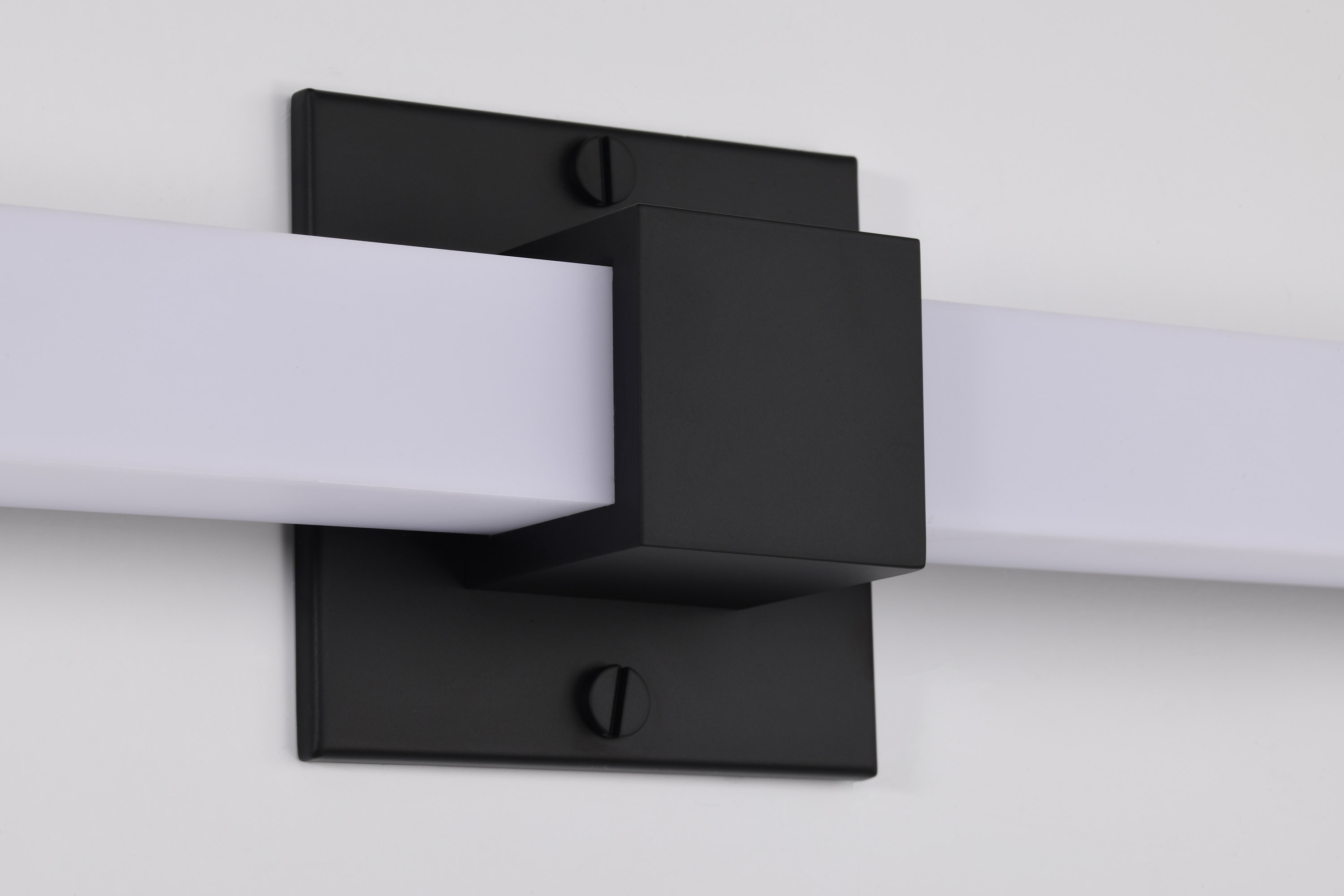 BRIGHTWYN 24" LED VANITY - 62-2621