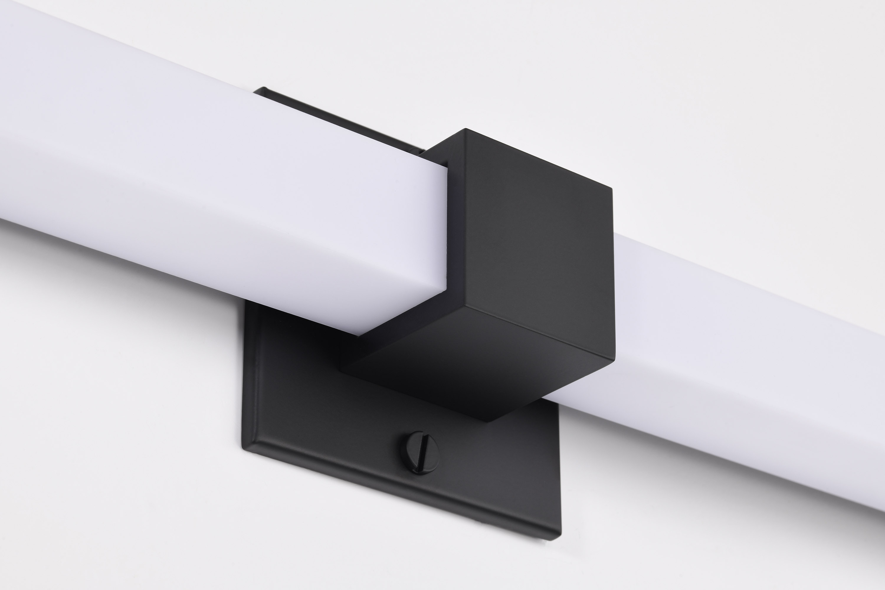 BRIGHTWYN 24" LED VANITY - 62-2621