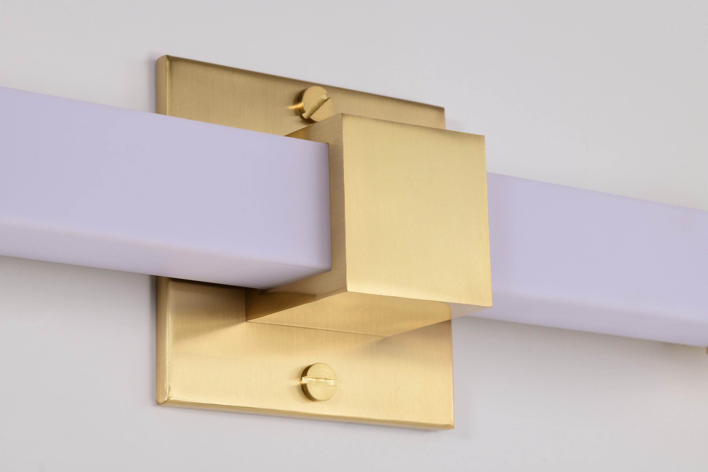 BRIGHTWYN 16" LED VANITY - 62-2630