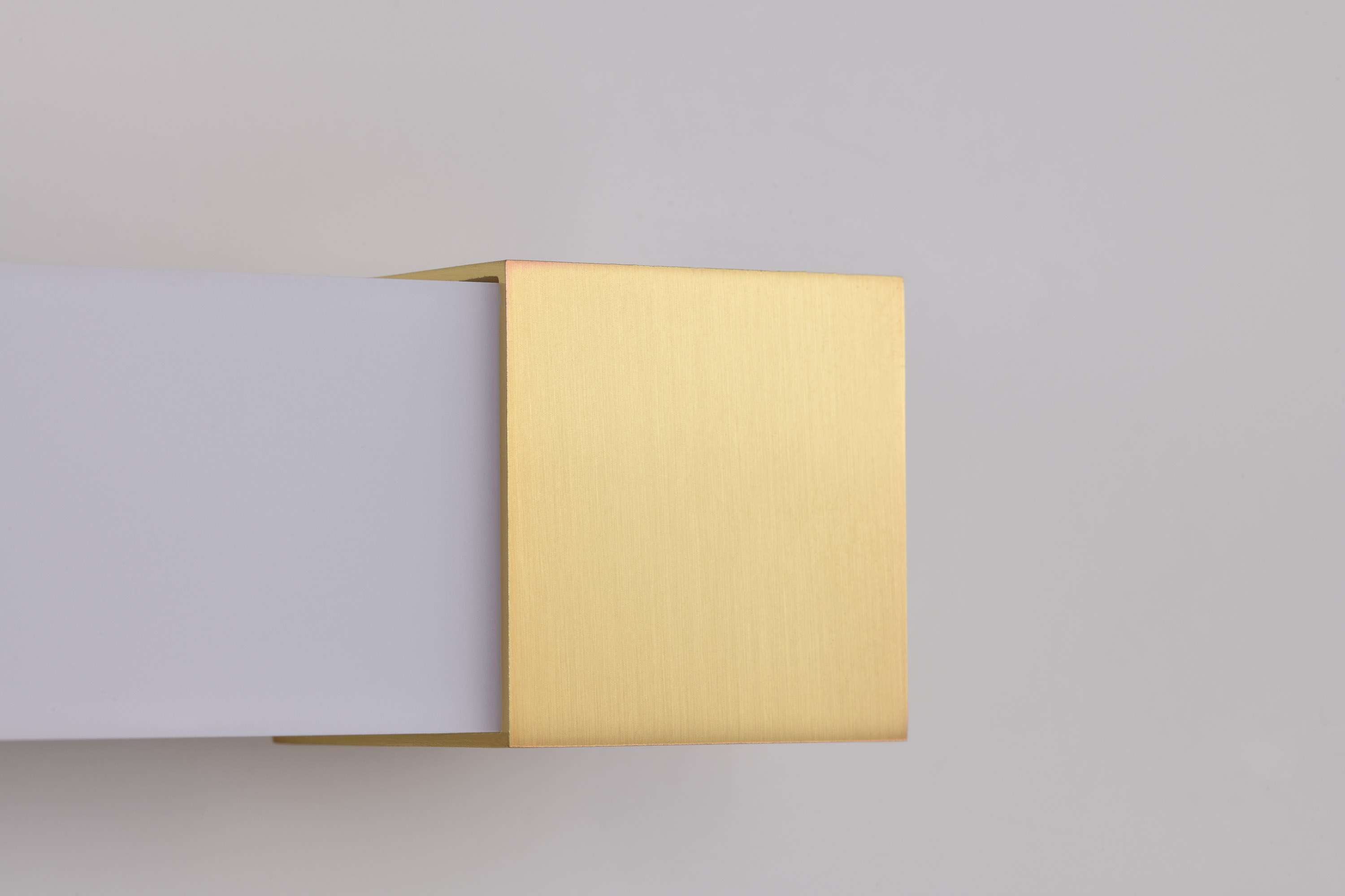 BRIGHTWYN 35" LED VANITY - 62-2632